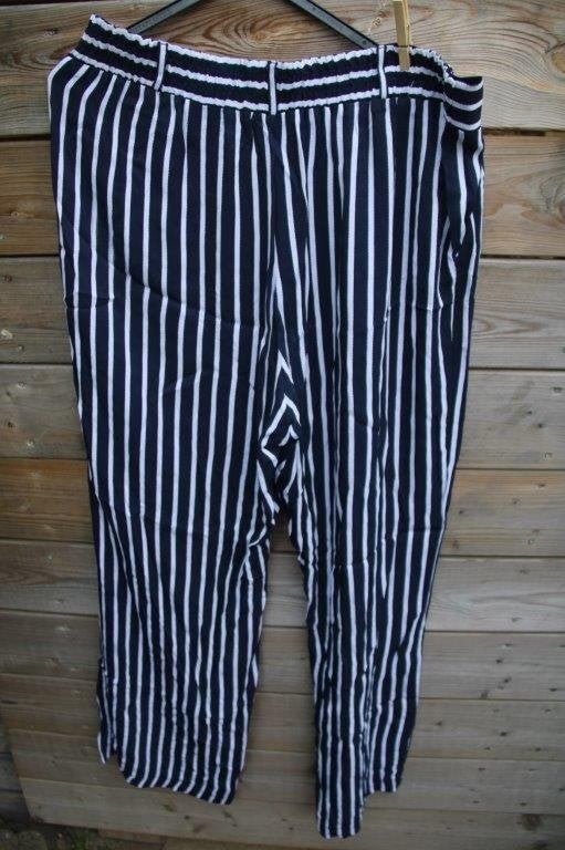 Tregging donkerblauw/ wit Caroline Biss mt 44 Vaste prijs, Blauw, Maat 42/44 (L), Ophalen of Verzenden, Zo goed als nieuw