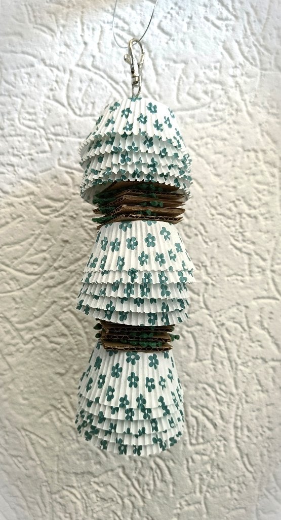 vogelspeeltje: cupcake lamp met bel (wit/groen), Dieren en Toebehoren, Vogels | Toebehoren, Ophalen of Verzenden, Nieuw, Speelgoed