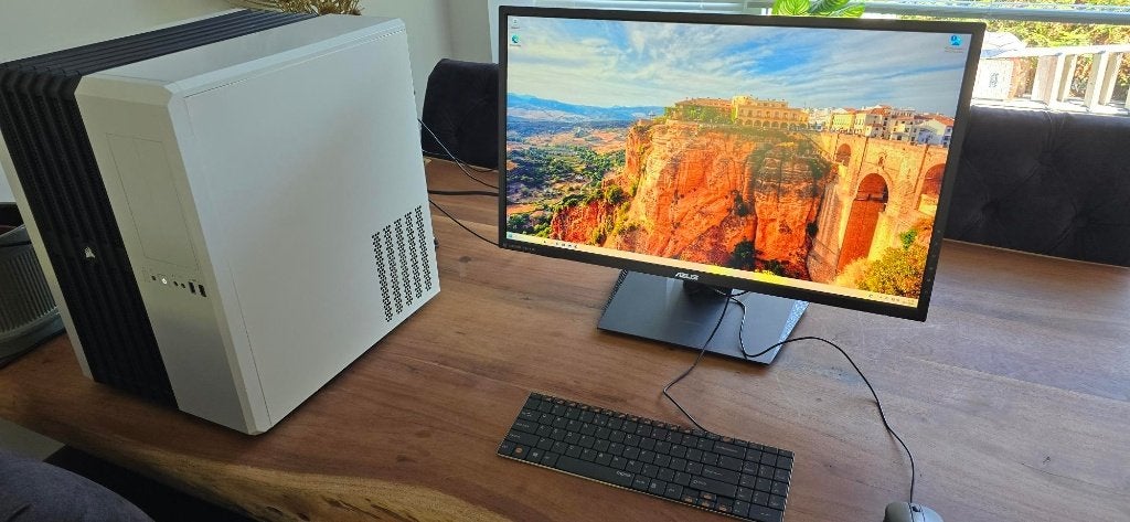 Complete PC i7, 32GB, RTX3090 24GB (liquid), ASUS QHD 144Hz, Computers en Software, Desktop Pc's, Zo goed als nieuw, 4 Ghz of meer