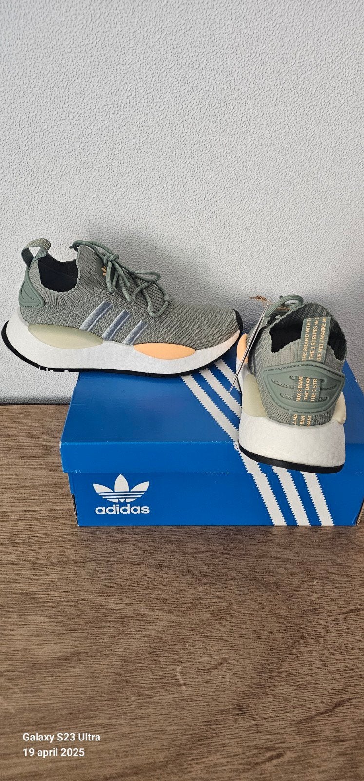 Adidas NMD W1 silver green dame schoenen nieuw maat38,2/3, Ophalen of Verzenden, Nieuw, Overige kleuren