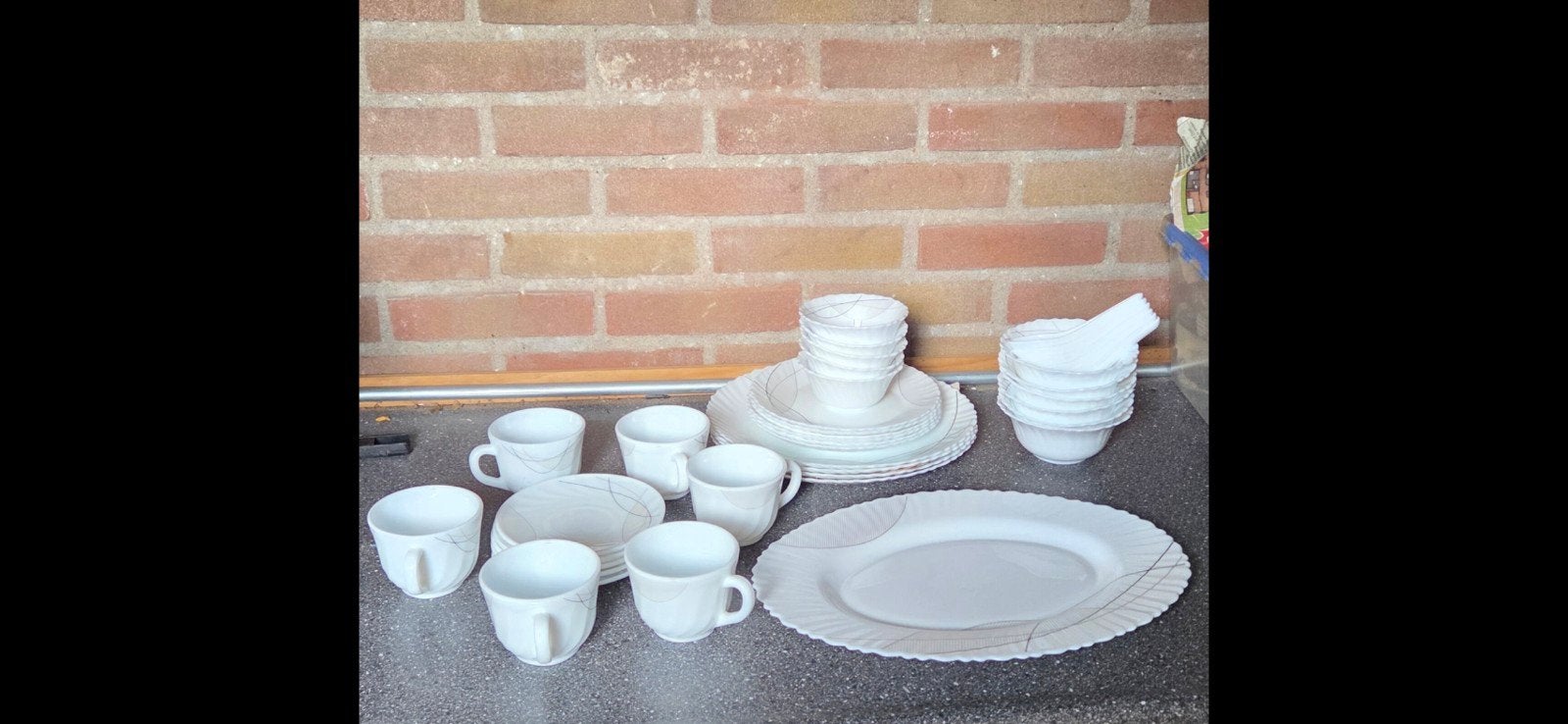 Kitchen services set, Huis en Inrichting, Keuken | Servies, Ophalen, Overige stijlen, Bord(en)
