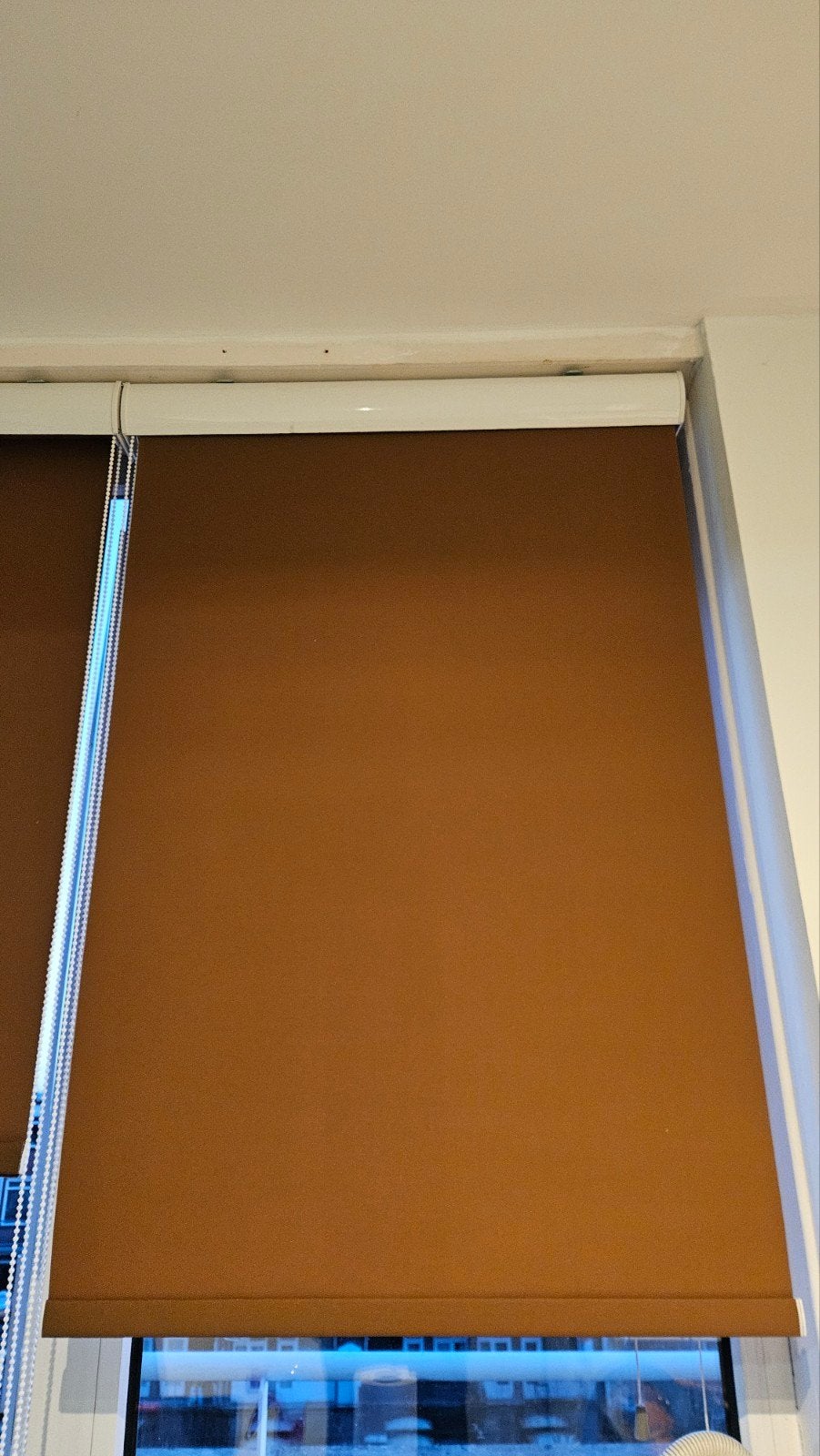 Bruin verduisterend rolgordijn 67x140 cm in goede staat, Ophalen, 67 cm, Verduisterend, Zo goed als nieuw