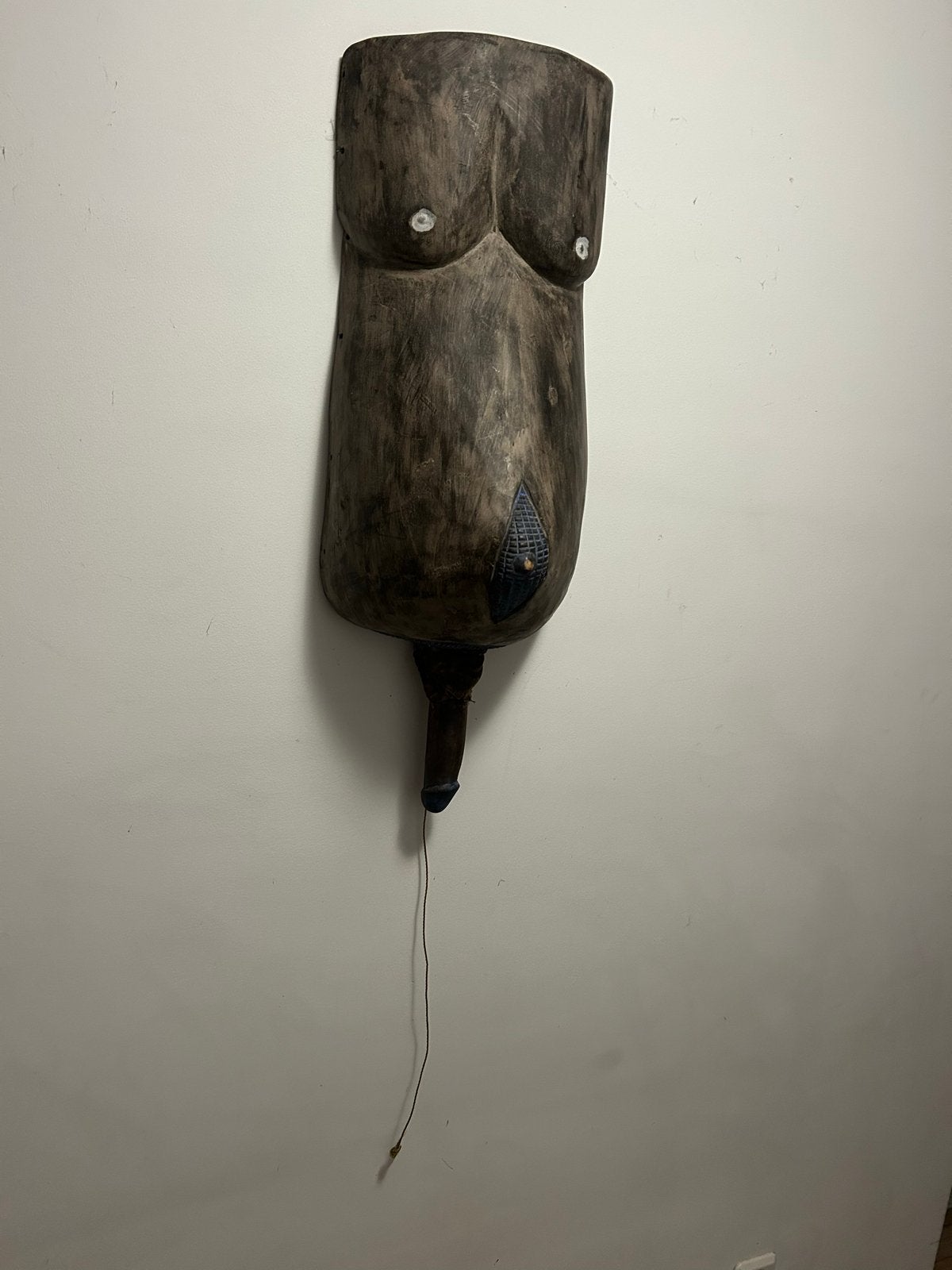 Uniek houten beeld van een torso met fallische toevoeging, Handgemaakt, Beeld, Hout, Bruin