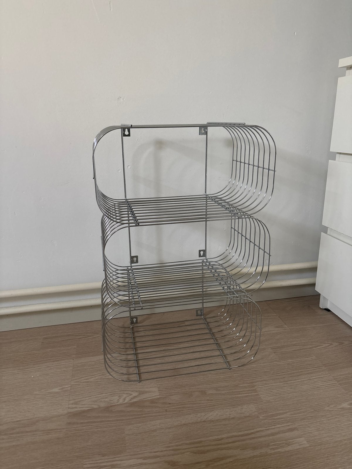 Metalen wandrek/opbergrek - 3 stuks JYSK, Huis en Inrichting, Ophalen, Nieuw