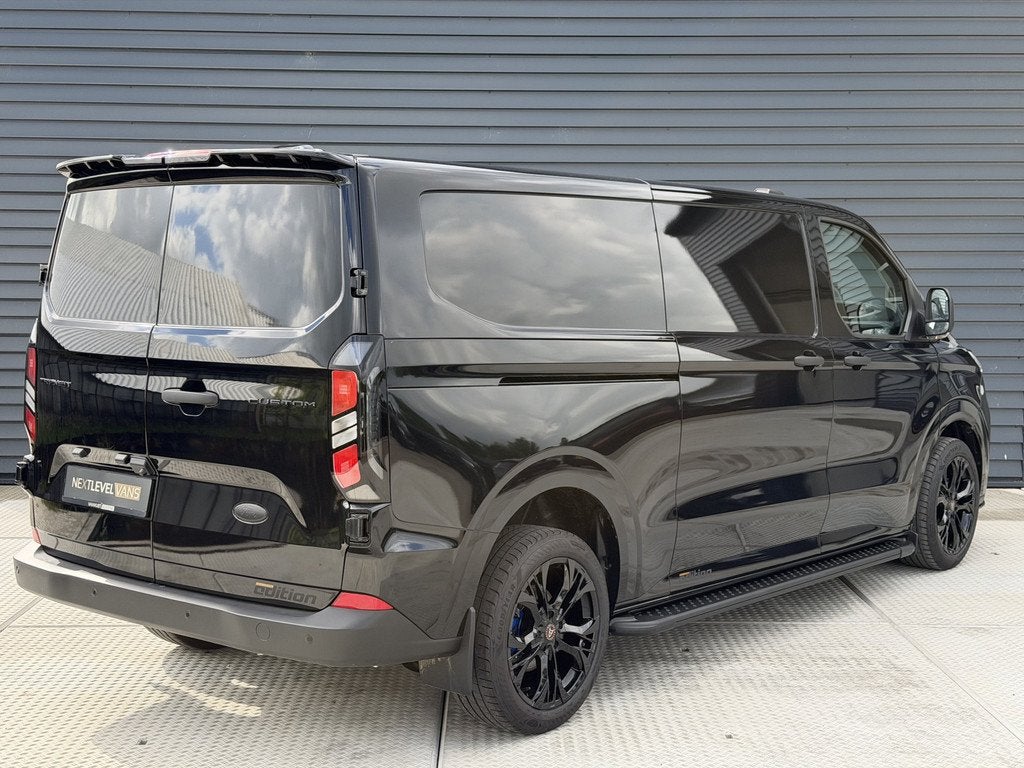Ford Transit Custom 300 2.0 TDCI L2H1 Trend Navi / Camera /, Voorwielaandrijving, 136 pk, Gebruikt, 4 cilinders