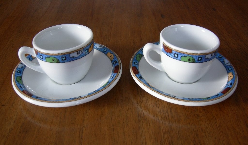 Set van 2 espresso kop en schotel. Nieuw in doos., Overige materialen, Nieuw, Ophalen of Verzenden, Overige stijlen