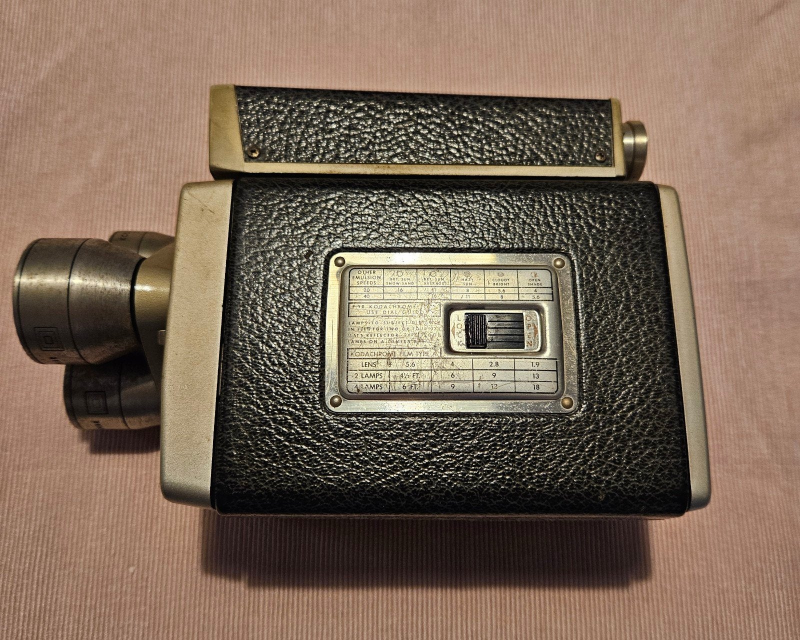 Vintagage Kodak scopesight Turret 8mm Movie Camera incl film, Verzamelen, Ophalen of Verzenden, 1940 tot 1960, Filmcamera