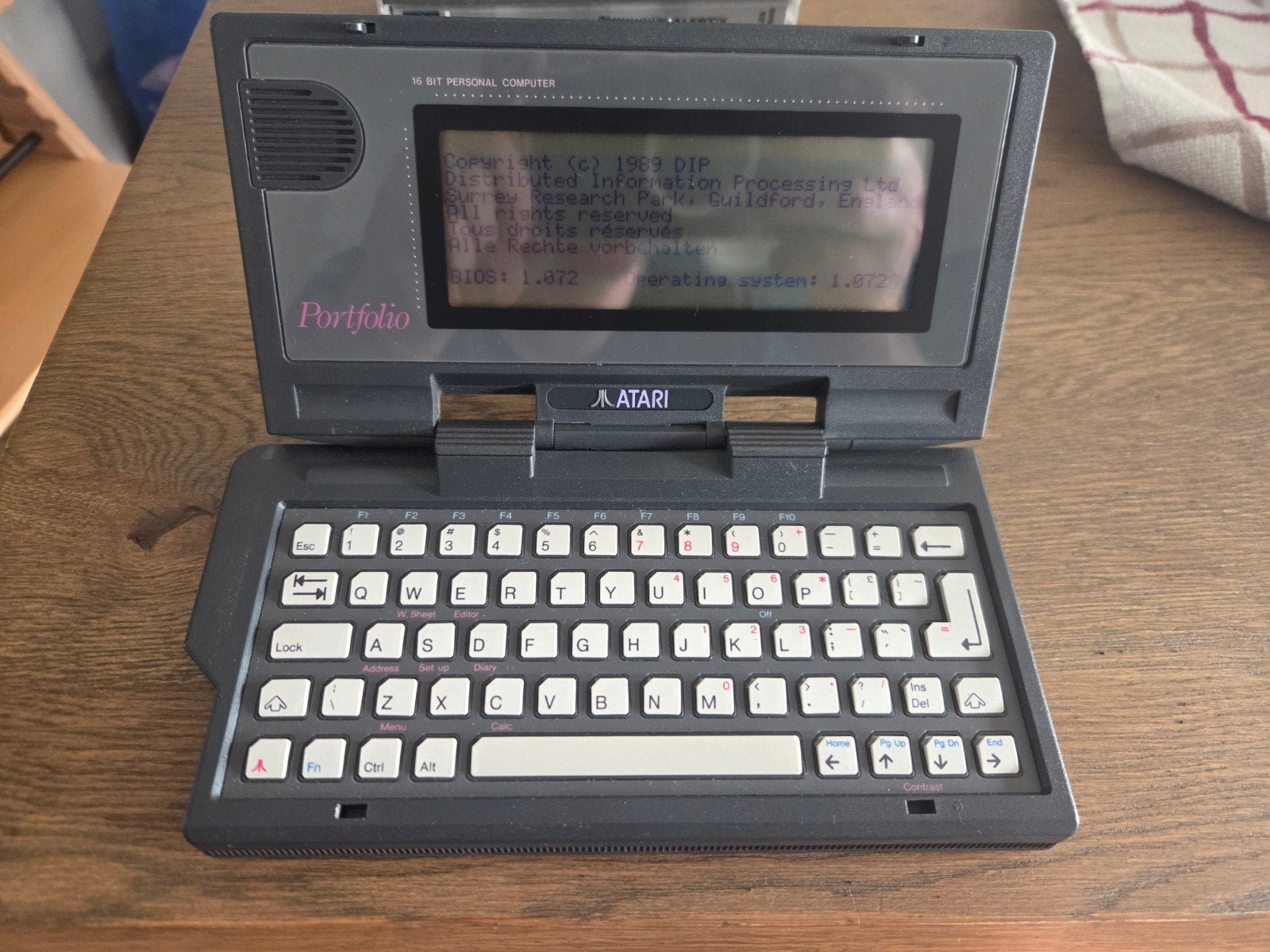 Atari Portfolio - De Terminator Laptop van John Connor, Computers en Software, Ophalen of Verzenden, Atari