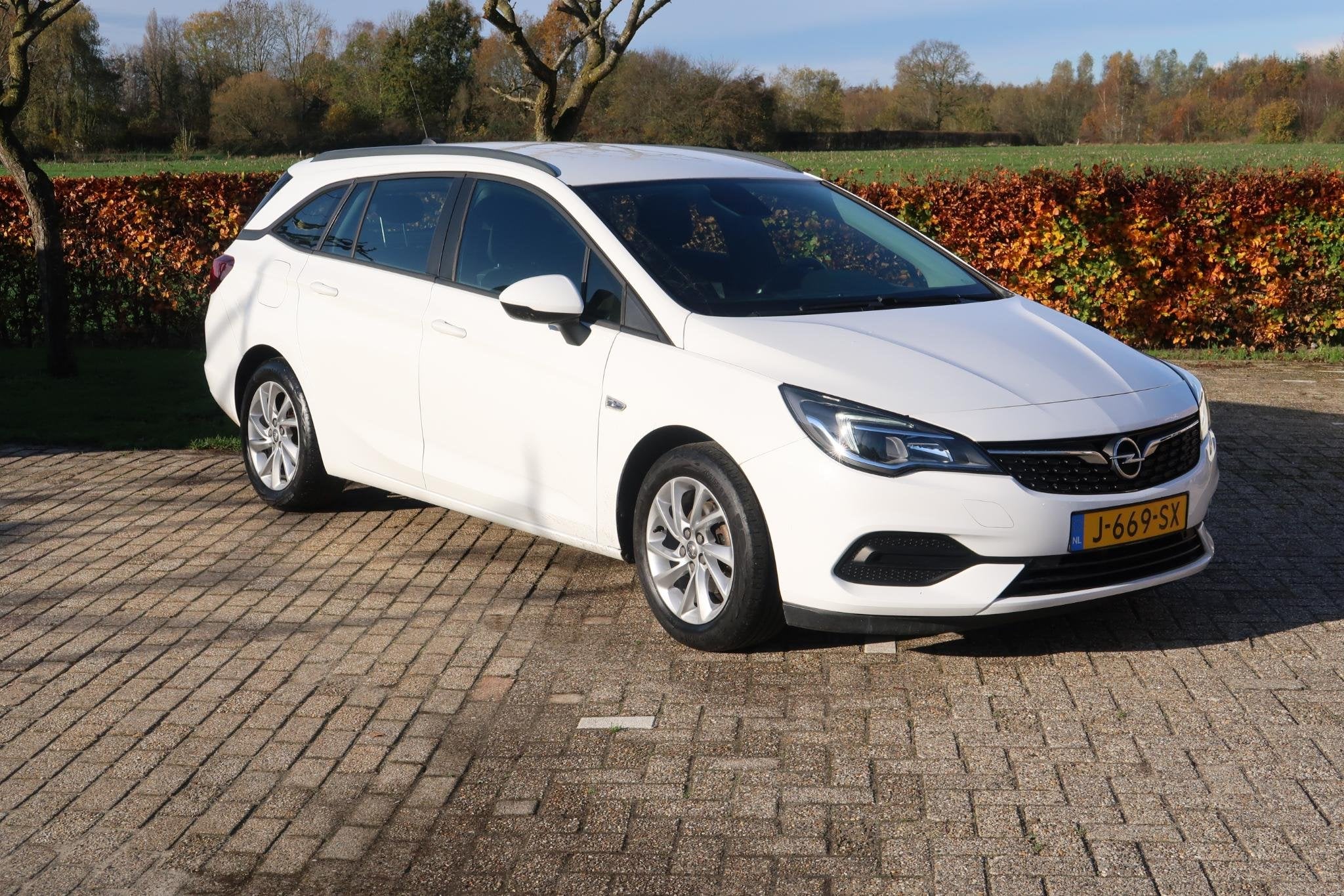 Opel Astra Sports Tourer 1.2 Edition NAVI CRUISE 6 VERSNELLI, Auto's, Opel, Voorwielaandrijving, Stof, Gebruikt, 1199 cc