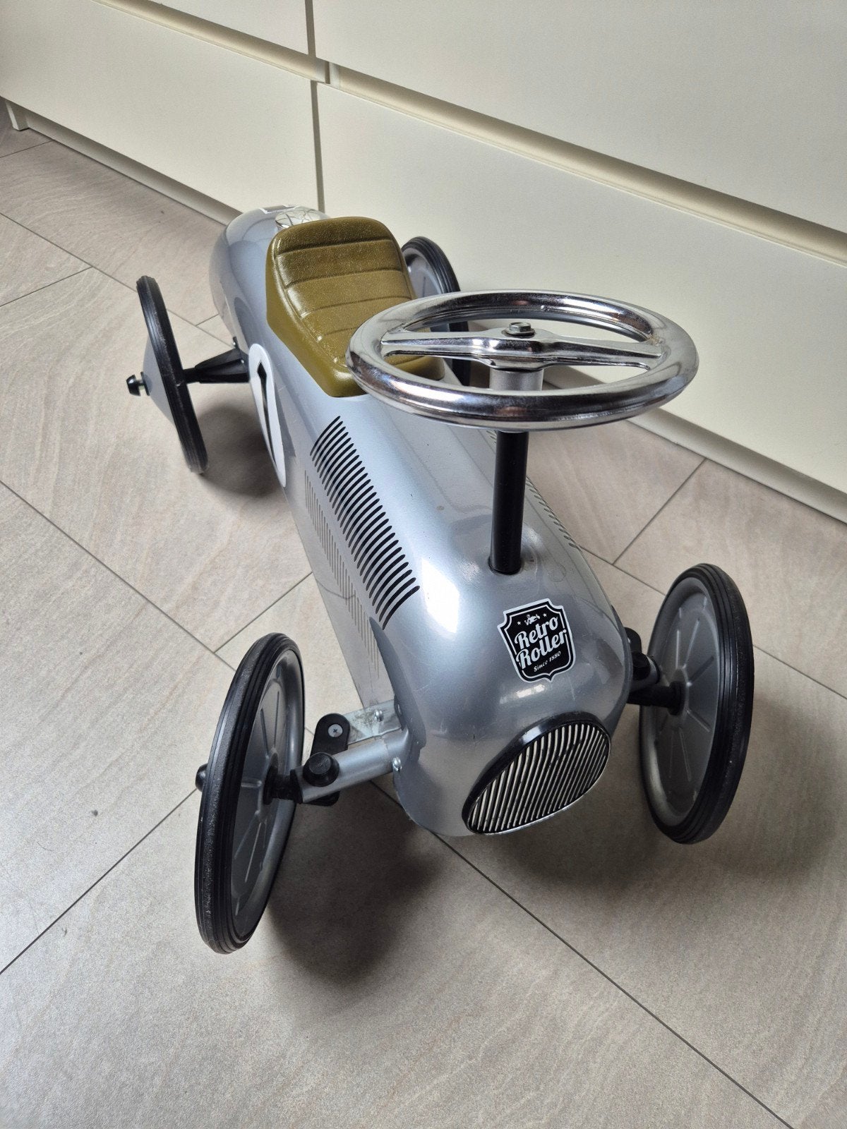 Retro Roller Loopwagen - Zilveren Raceauto, Ophalen, Zo goed als nieuw, Loopvoertuig