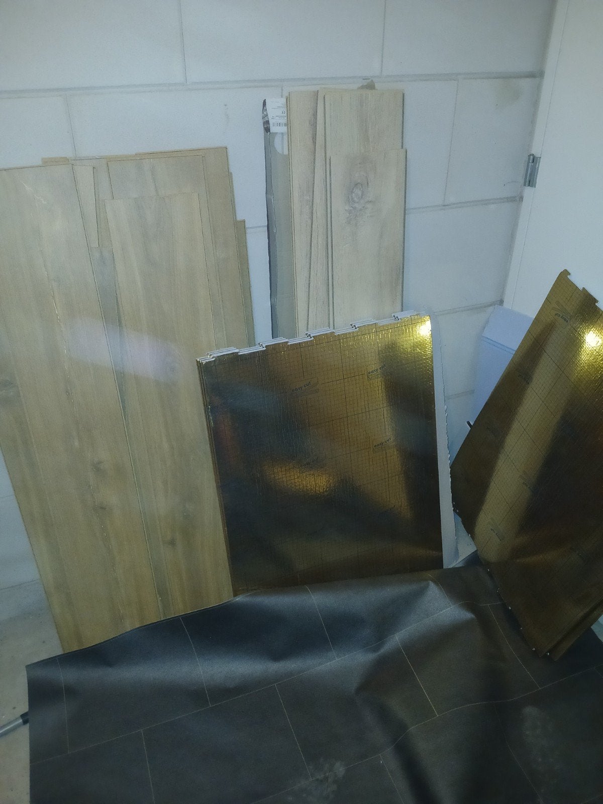 Kliklaminaat met gouden ondervloer gratis, Ophalen, Nieuw, Goud, Rond