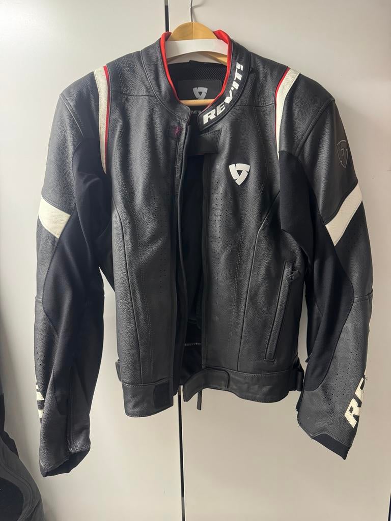 REV'IT! leren motorpak (jas en broek) maat 52, Ophalen of Verzenden, Tweedehands, Heren, Combipak