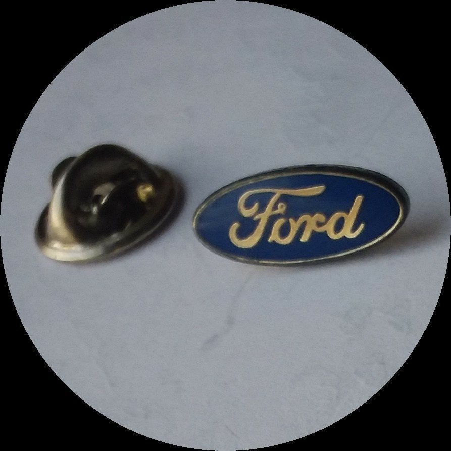 FORD logo pin, Ophalen of Verzenden, Zo goed als nieuw, Transport, Speldje of Pin