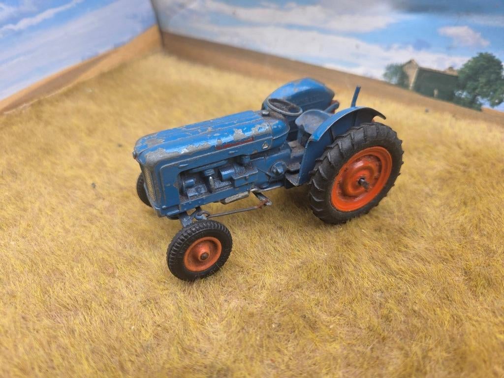Britains fordson major type 2, Ophalen of Verzenden, Zo goed als nieuw, Tractor of Landbouw, Britains