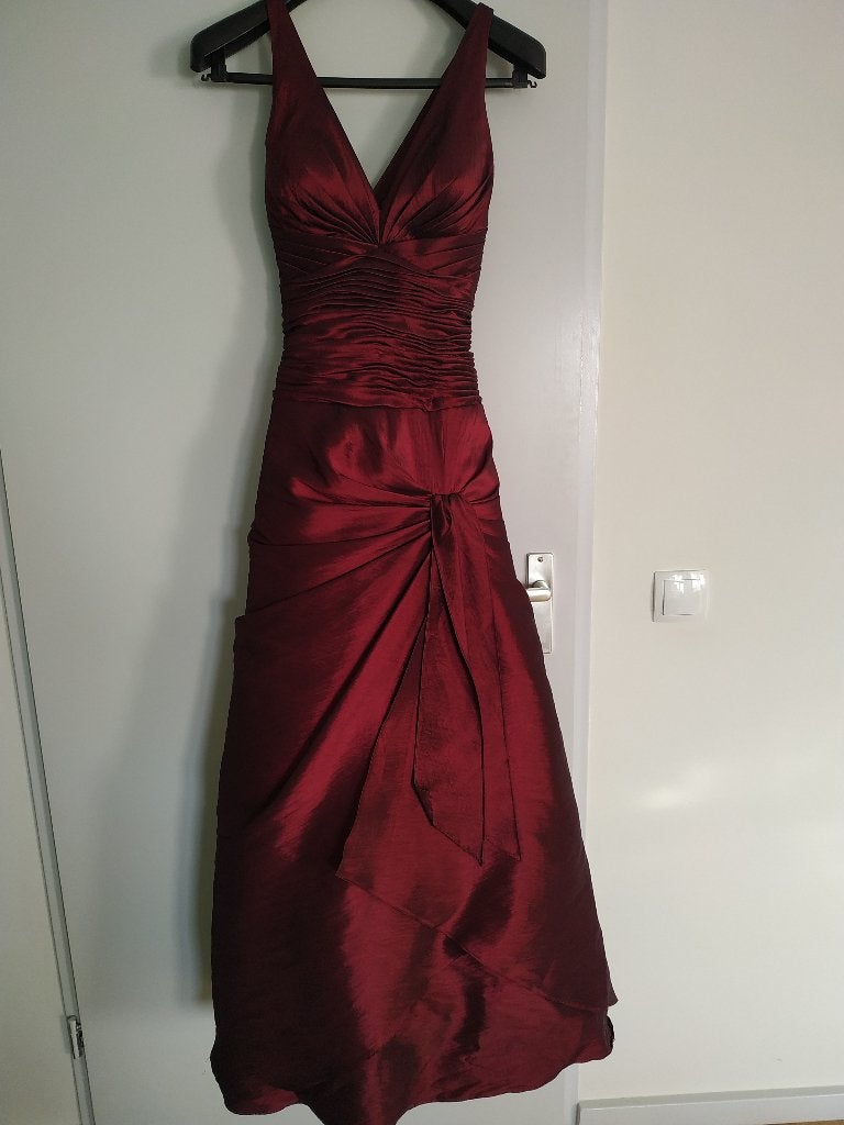 Galajurk lange jurk bordeaux rood maat 36/38, Kleding | Dames, Gelegenheidskleding, Galajurk, Ophalen of Verzenden, Zo goed als nieuw