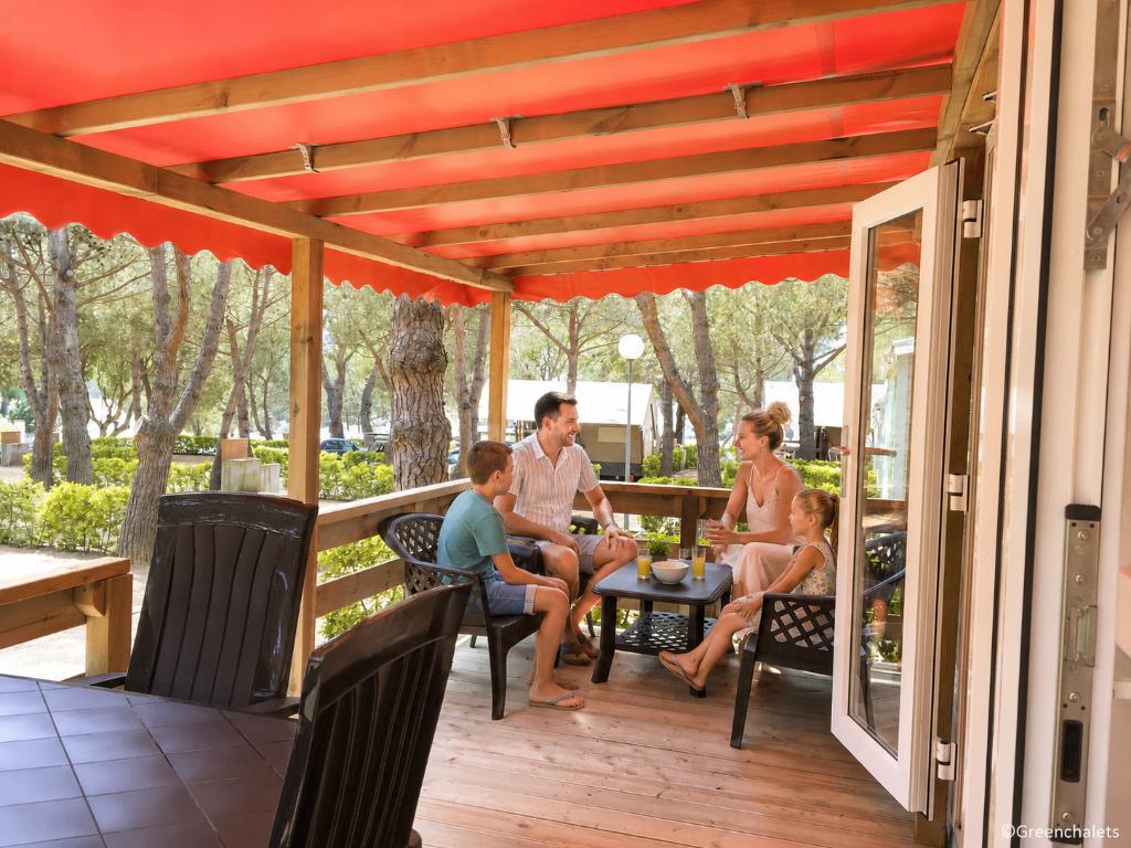 Tiny house /Mobil home Spanje costa brava aan zee, Vakantie, Airconditioning, Aan zee, Recreatiepark