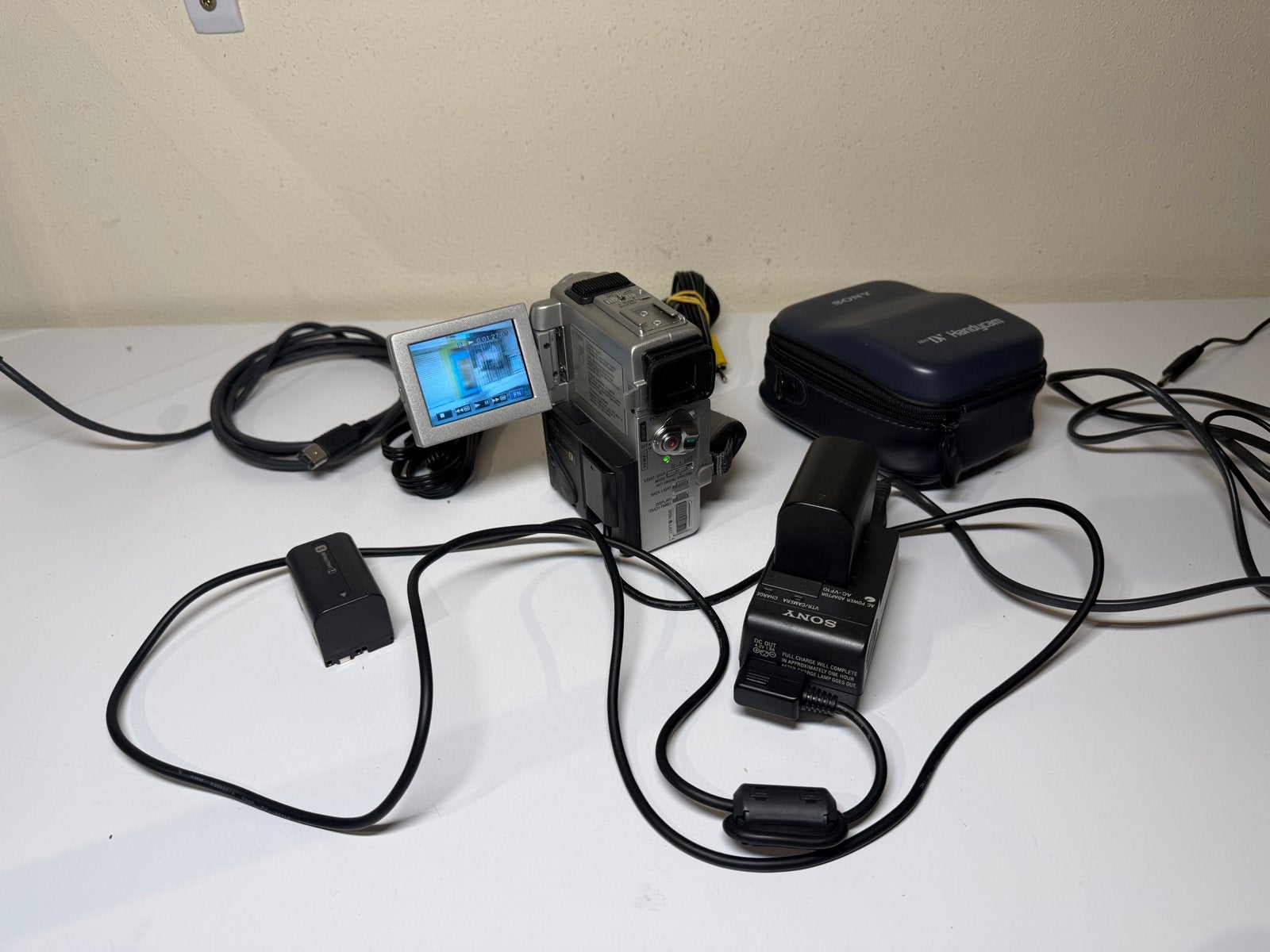 Sony DCR-PC2E Digital Handycam miniDv, Mini dv, Gebruikt, Sony, Camera