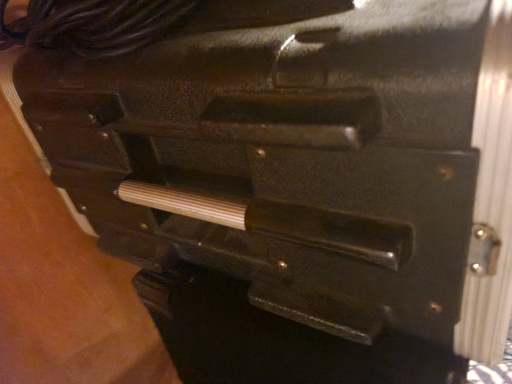 Hartke HA3500 - bastop - basversterker - in case, Ophalen of Verzenden, Gebruikt, 100 watt of meer