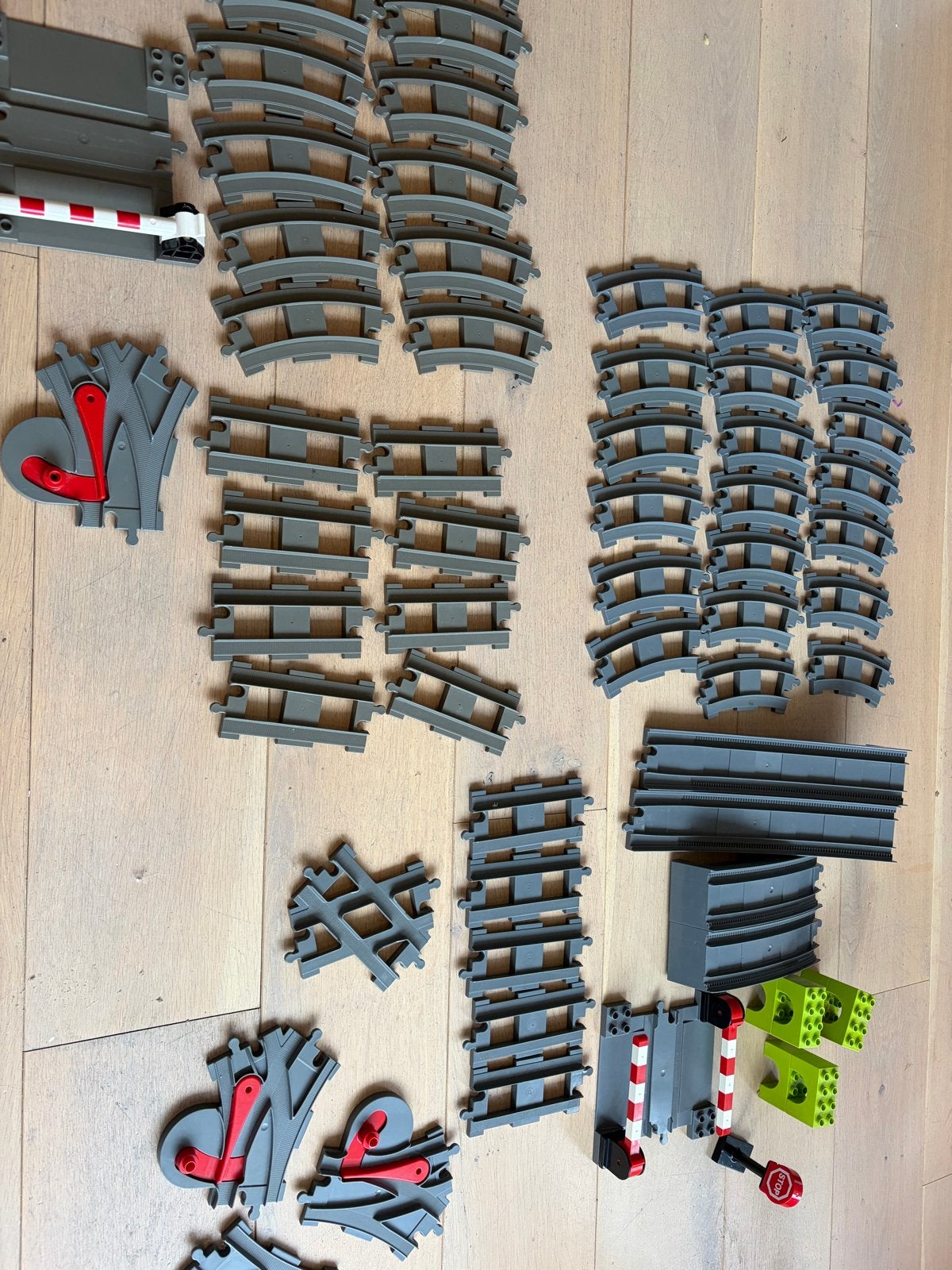 Grote set DUPLO treinrails met wissels en overweg, Ophalen, Gebruikt, Overige merken
