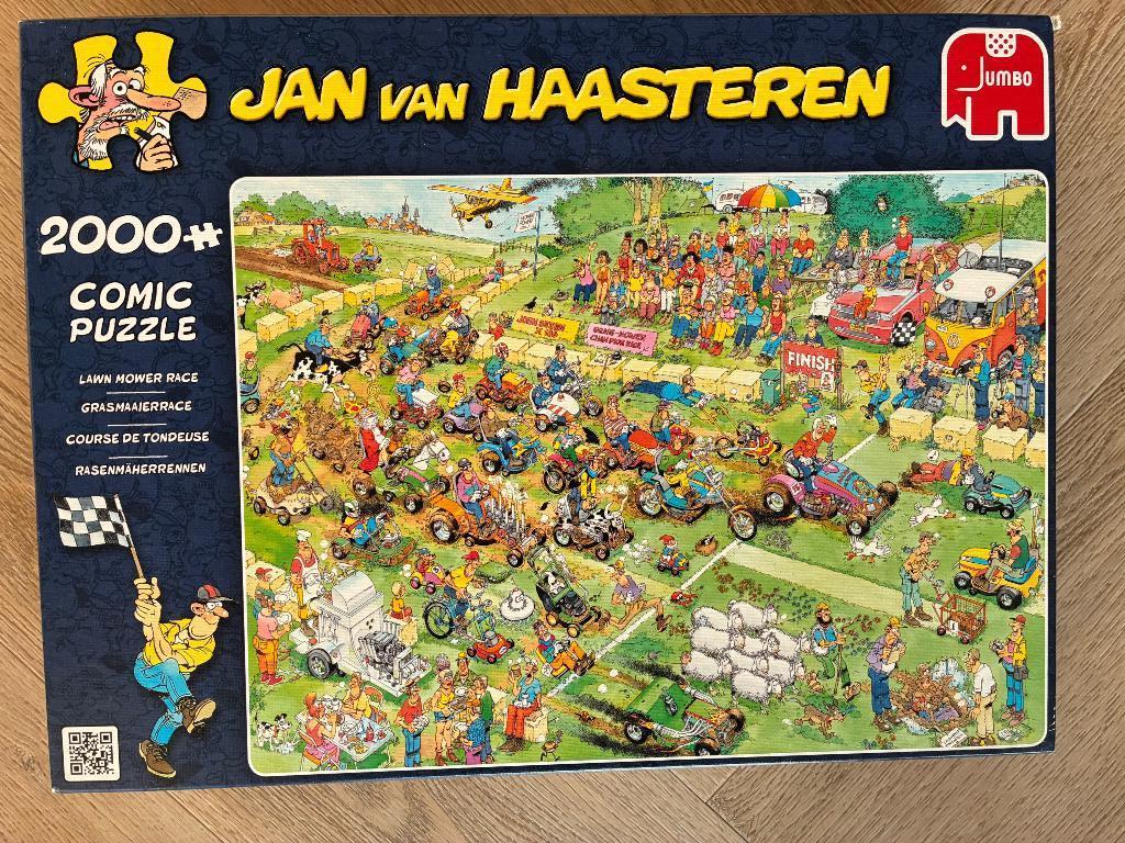 Jan van Haasteren grasmaaierrace 2000 stukjes, Ophalen of Verzenden, Meer dan 1500 stukjes, Zo goed als nieuw, Legpuzzel