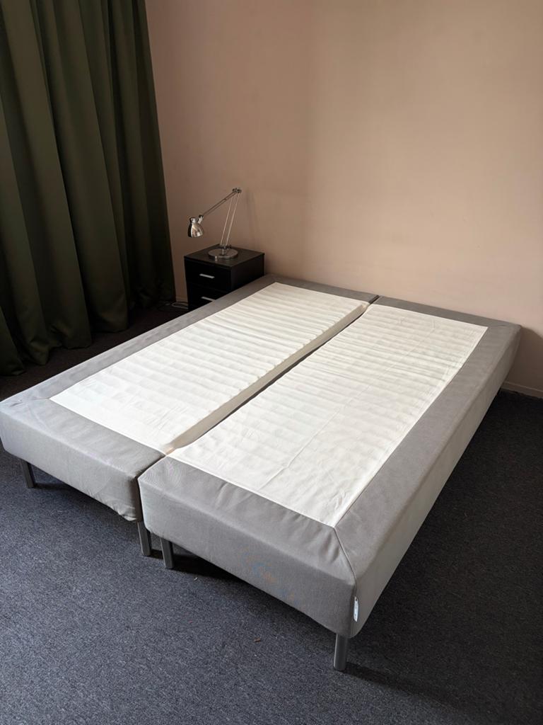 Espevar boxspring 160 cm met binnenveringsmatras, Ophalen, Tweepersoons, Zo goed als nieuw, Grijs