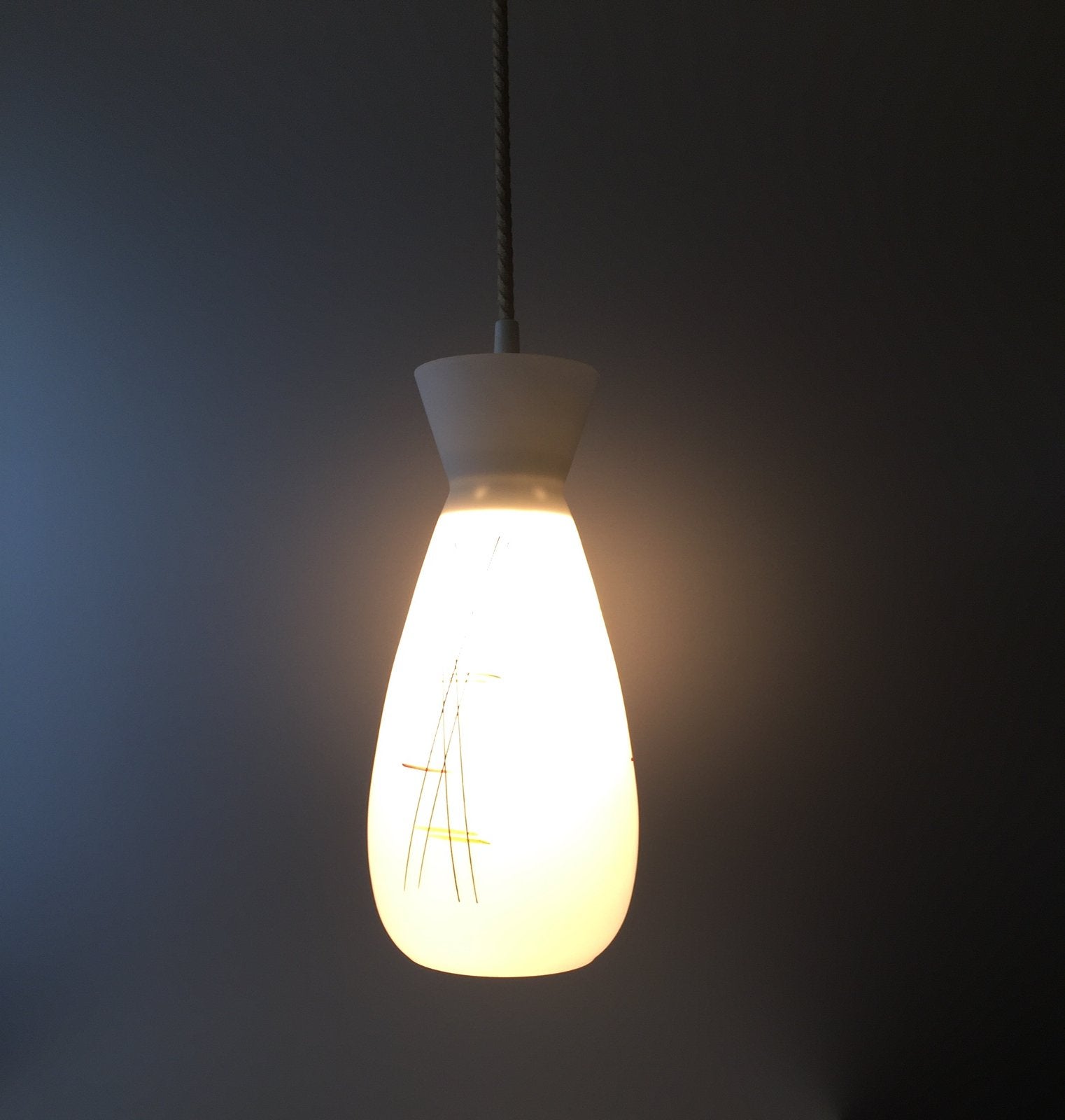 70s glass hanging lamp vintage silence of the lamps, Ophalen of Verzenden, Gebruikt, Glas, Mid century modern vintage design