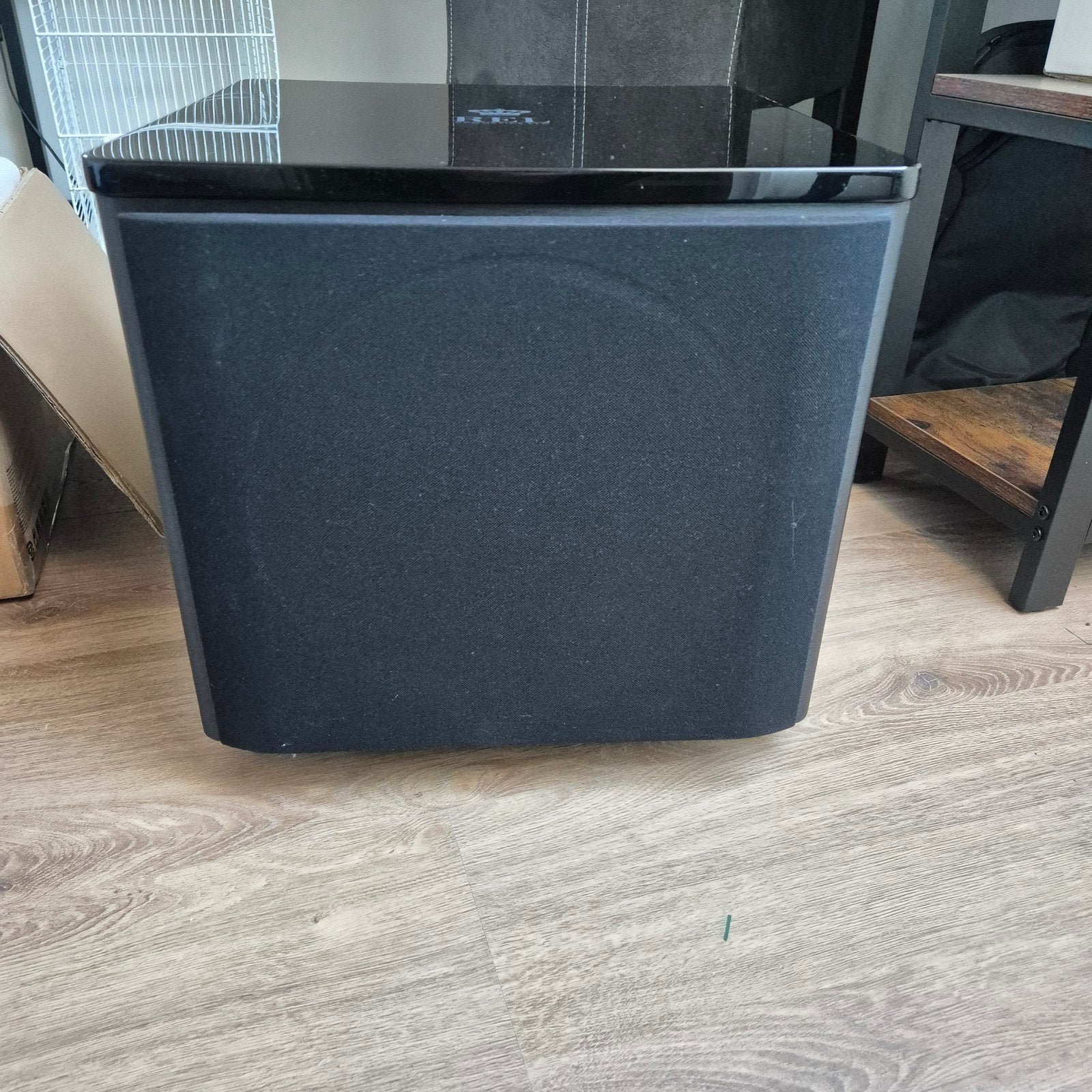 rel ht1205 mk2, Ophalen, Zo goed als nieuw, 150 watt of meer, Subwoofer