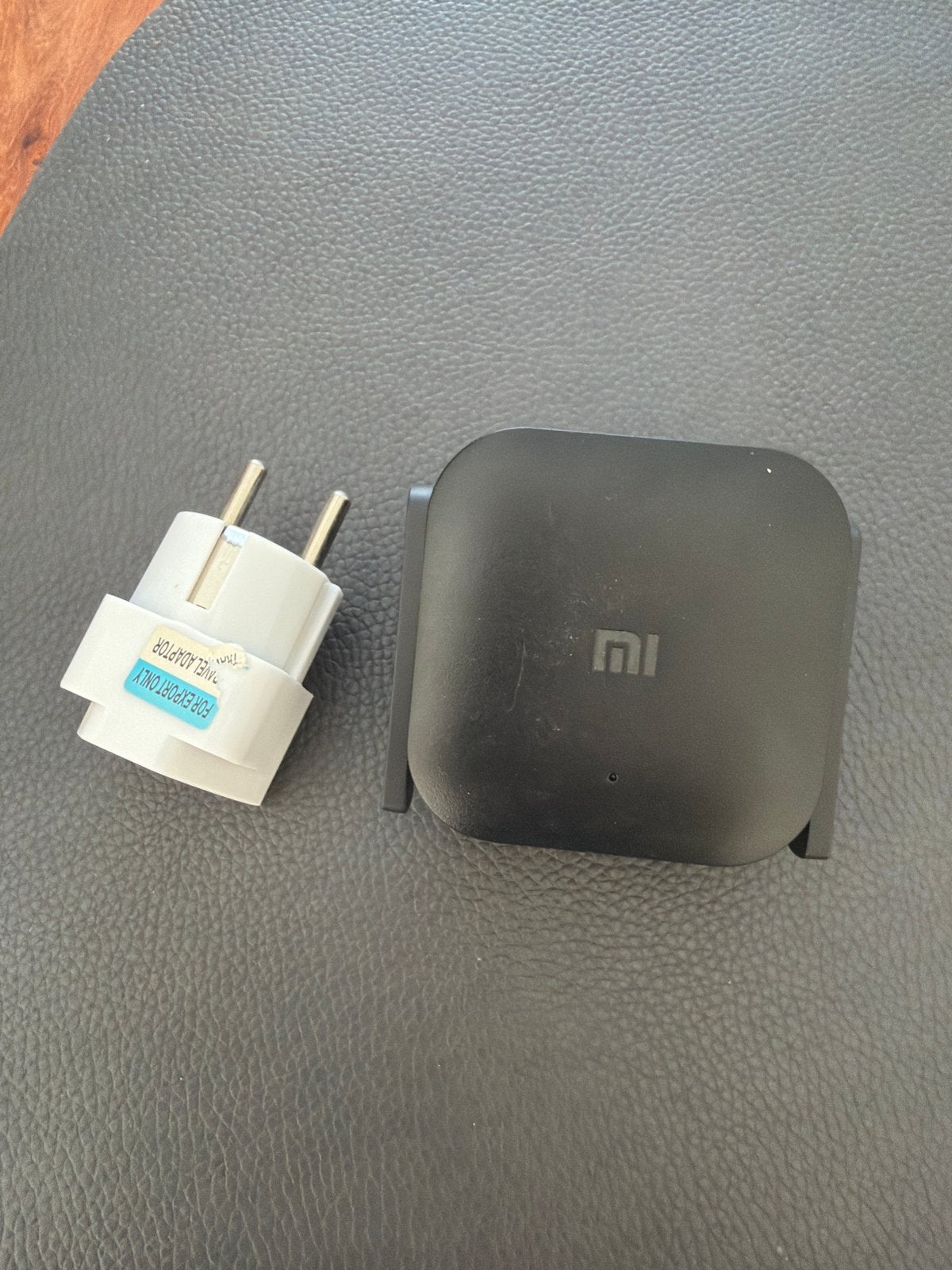 Xiaomi Mi WiFi Range Extender Pro met reisadapter, Ophalen of Verzenden, Zo goed als nieuw