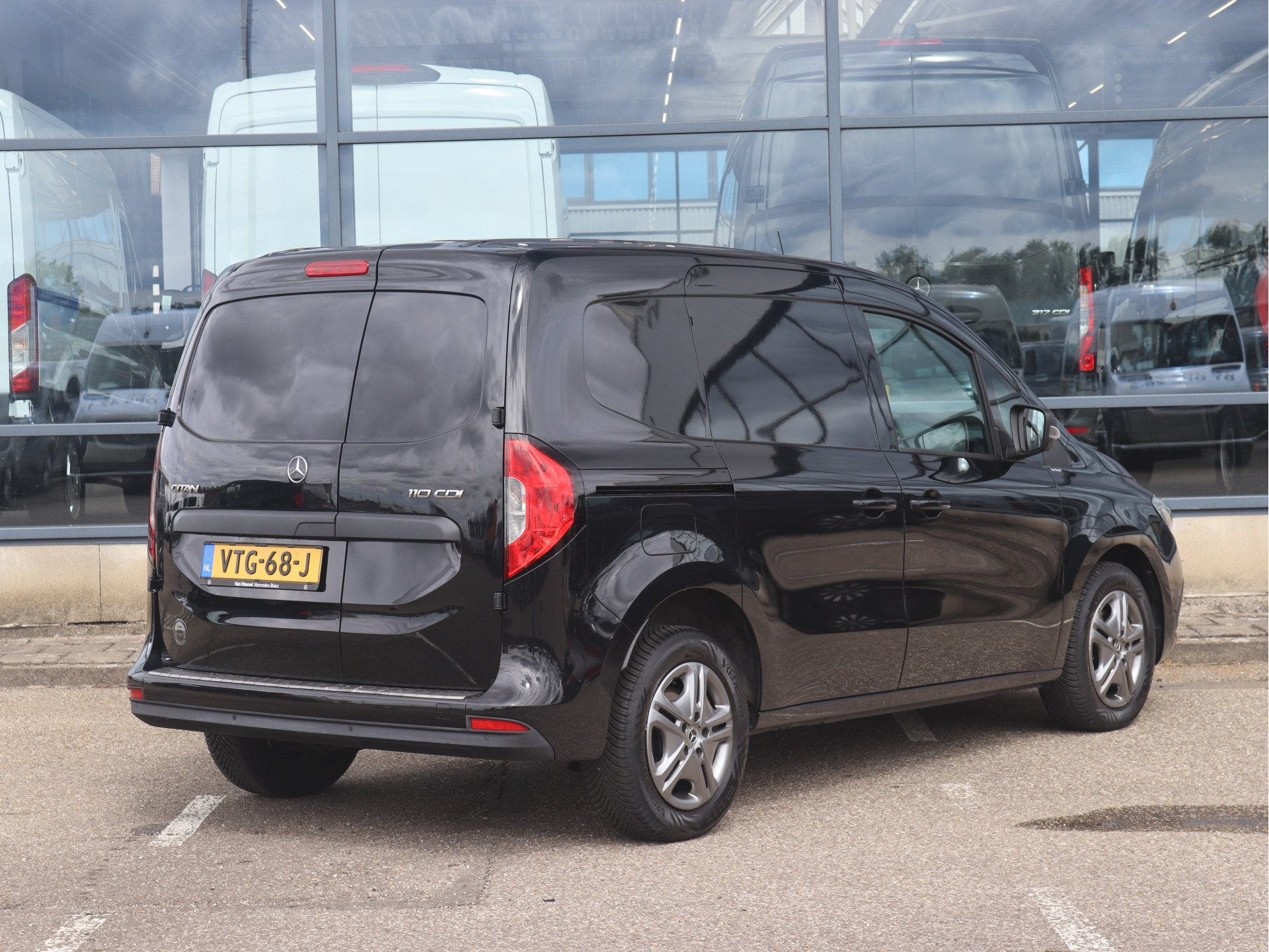 Mercedes-Benz Citan 110 CDI L1 Pro | AIRCO/CRUISE/PDC/BETIMM, Stof, Gebruikt, 4 cilinders, Zwart