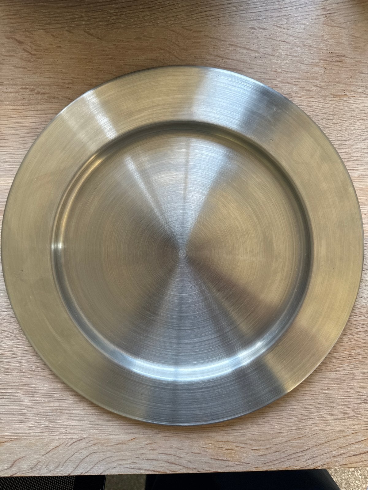 8 metalen onderborden, Gebruikt, Ophalen of Verzenden, Bord(en), Overige stijlen