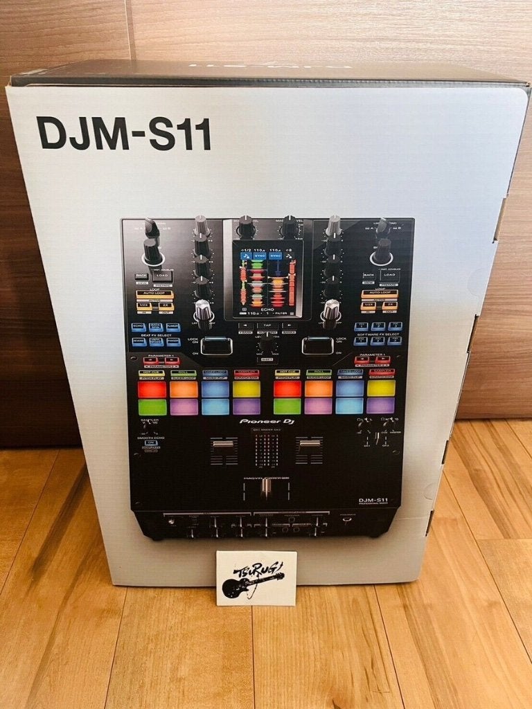 Pioneer DJM-S11 DJ Mixer met Flightcase, Ophalen of Verzenden, Nieuw, Minder dan 5 kanalen, Microfooningang