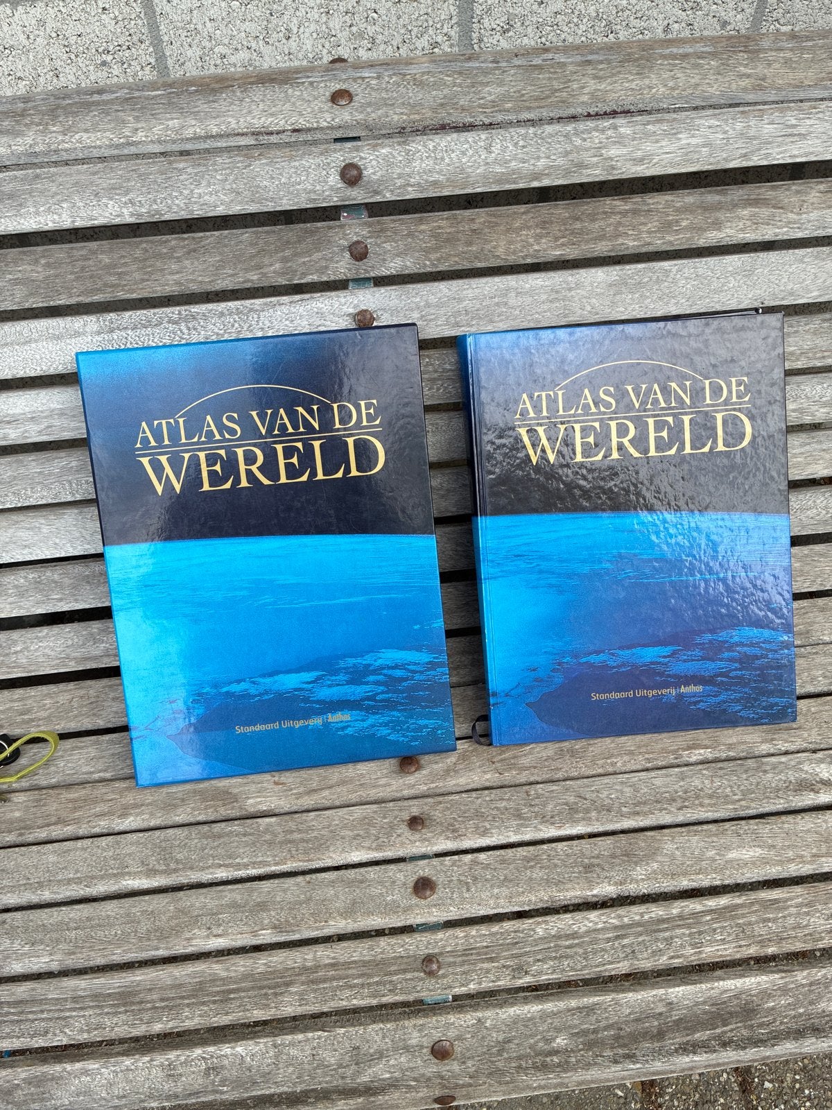 Atlas van de Wereld - Standaard Uitgeverij Anthos, Boeken, Overige atlassen, 2000 tot heden, Ophalen of Verzenden, Zo goed als nieuw