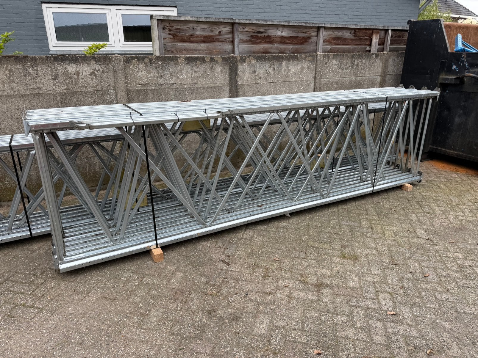 Metalsistem gebruikte palletstelling Lange liggers l netjes, Ophalen of Verzenden
