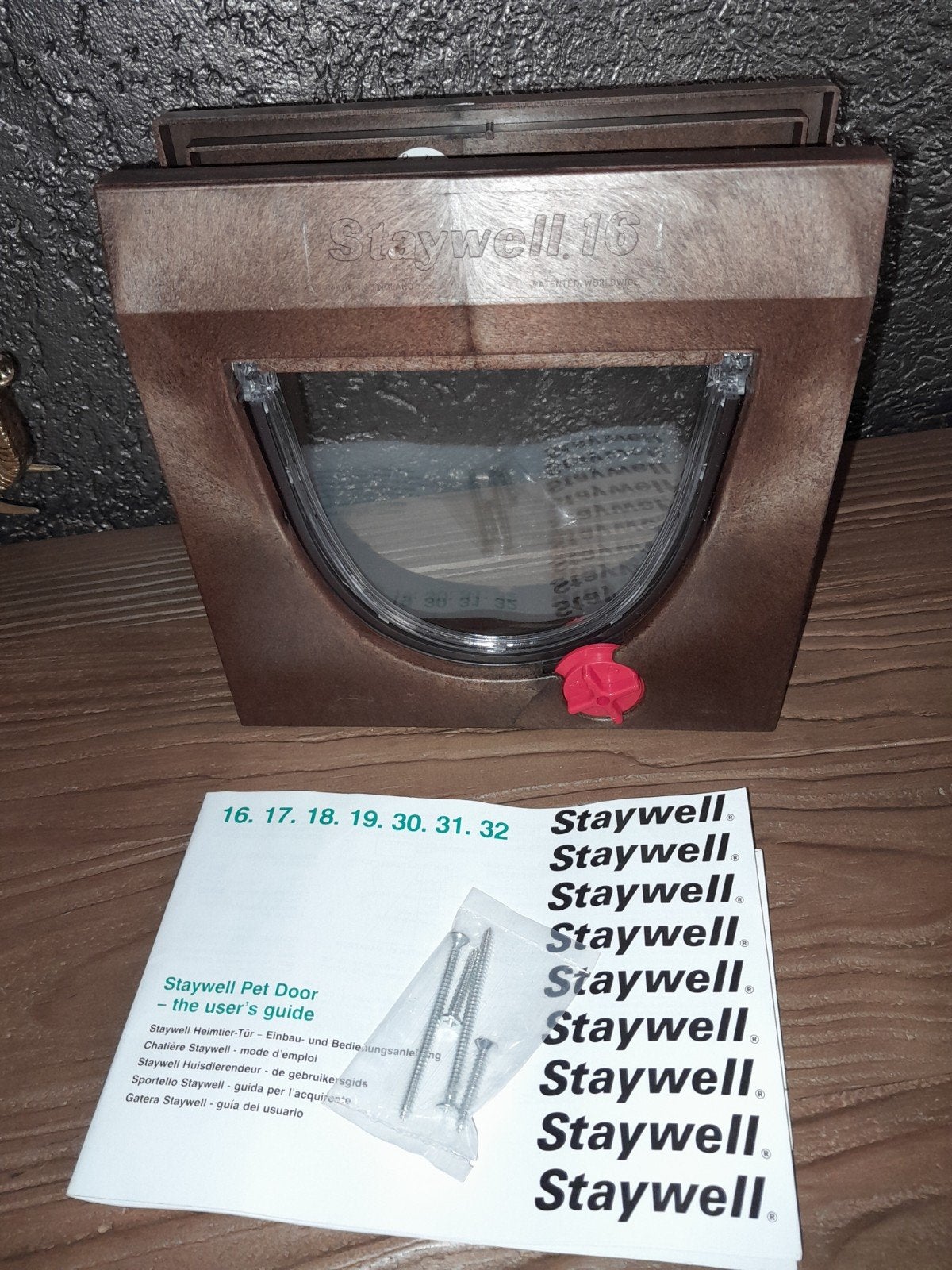 STAYWELL 16 Katten/hondenluikje, Dieren en Toebehoren, Ophalen of Verzenden, Zo goed als nieuw