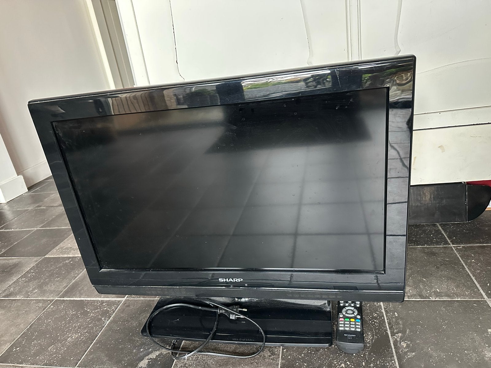 Sharp LCD TV - 80 tot 100 cm - Gebruikt, Ophalen, Gebruikt, 50 Hz, LCD