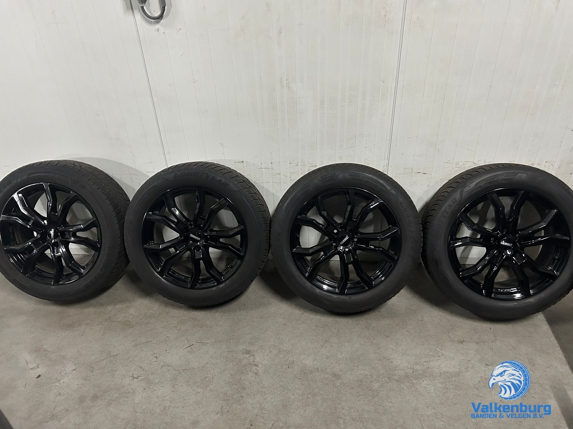 7mm! VW ID.4 Skoda Enyaq Audi Q4 Q5 19 inch zwarte velgen 5x, 19 inch, Gebruikt, -, -