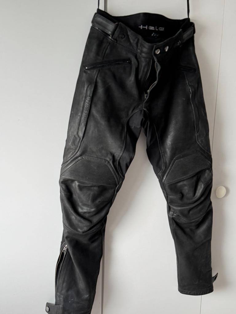 Zwart lederen motorbroek, Ophalen of Verzenden, Tweedehands, Dames, Broek | leer