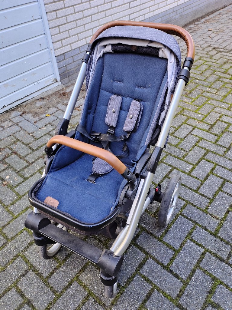 Mutsy kinderwagen - Blauw met bruine accenten, Ophalen, Gebruikt, Combiwagen, Mutsy