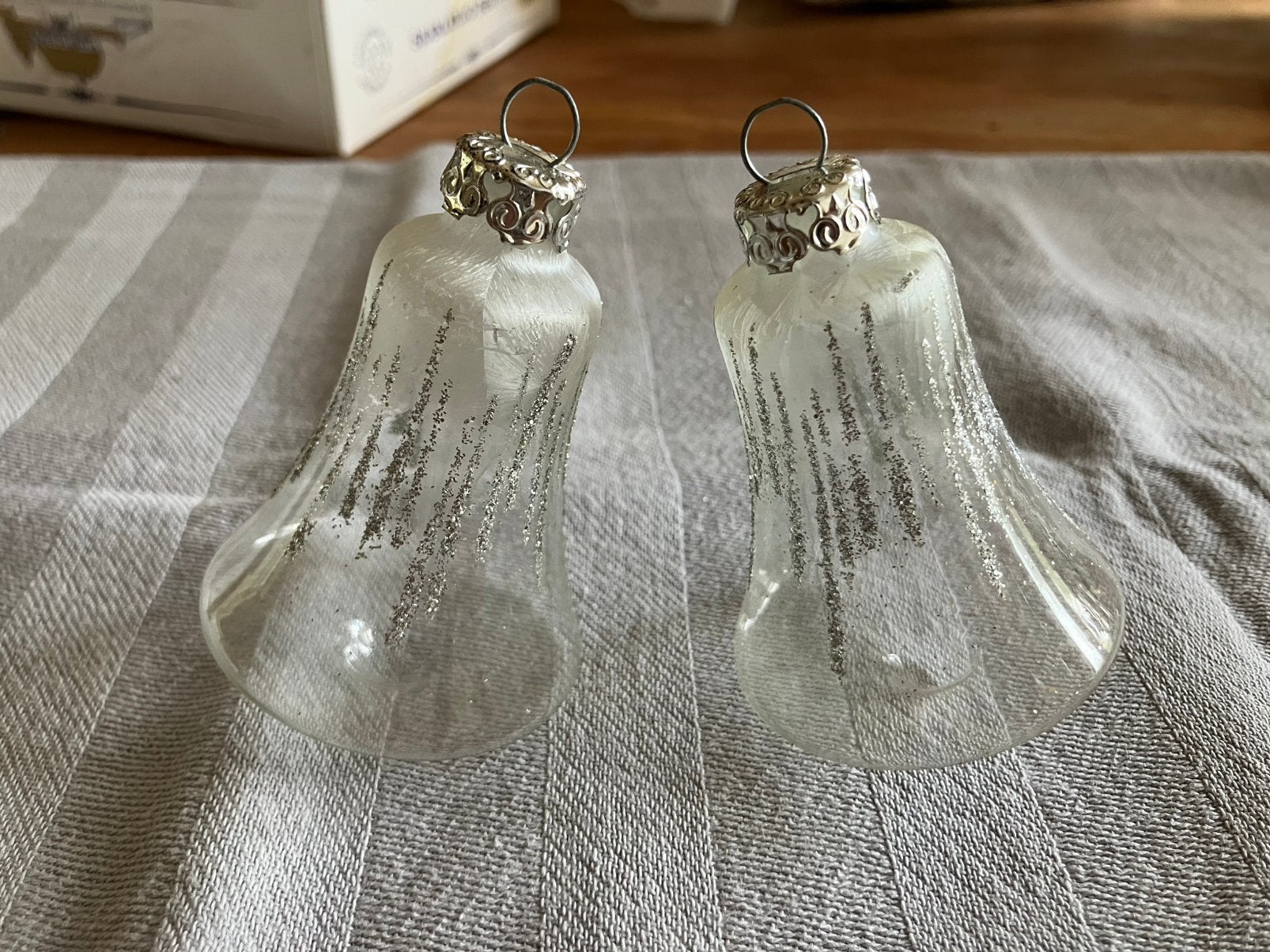 Kerstbal ornament kerstklokje klokje bel vintage zilver, Diversen, Ophalen of Verzenden, Gebruikt