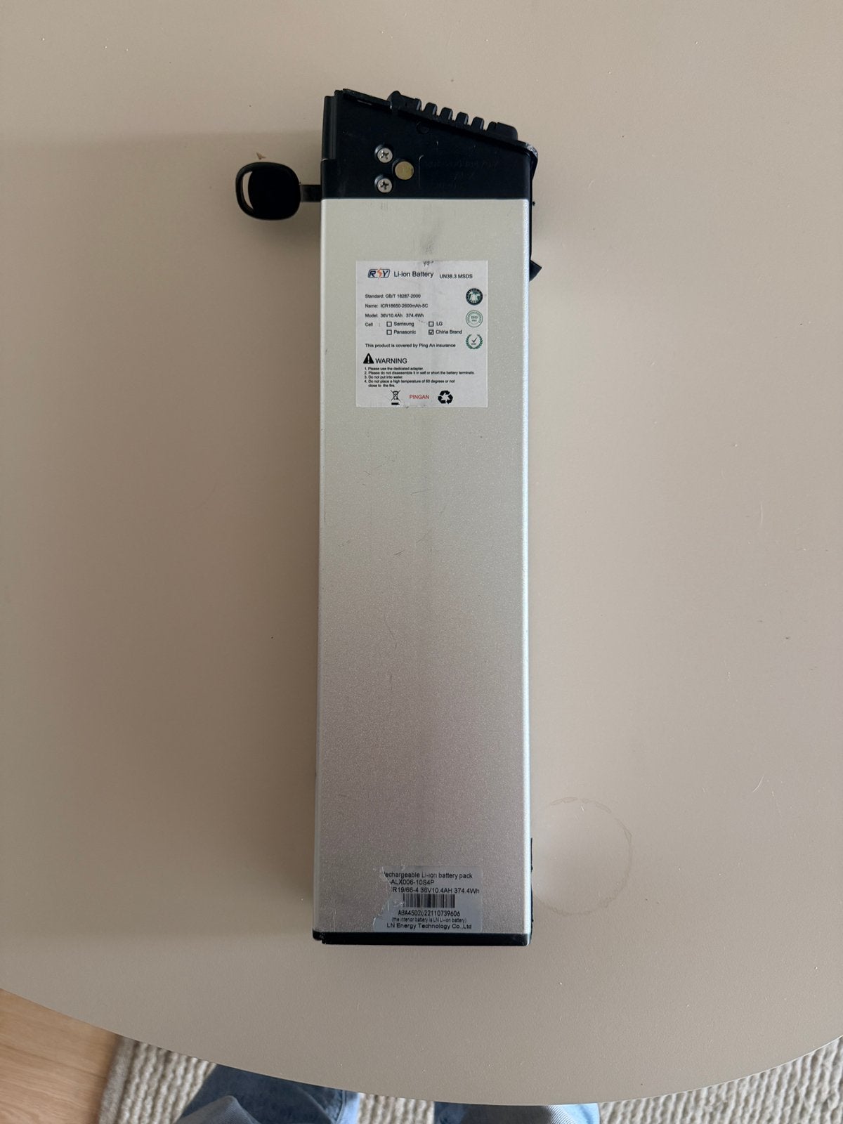 Li-ion battery Accu voor vouwfiets 36V 10.4Ah, Ophalen of Verzenden, Zo goed als nieuw