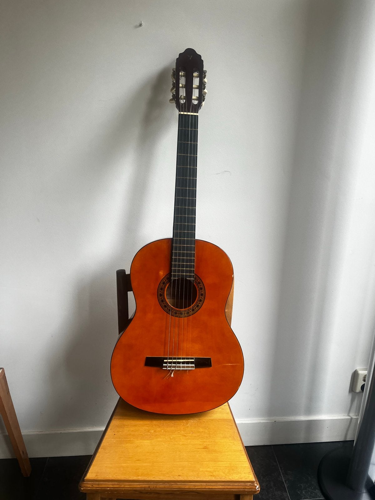 Valencia gitaar CG-160 met klein deukje, Ophalen, Gebruikt, Klassieke of Spaanse gitaar