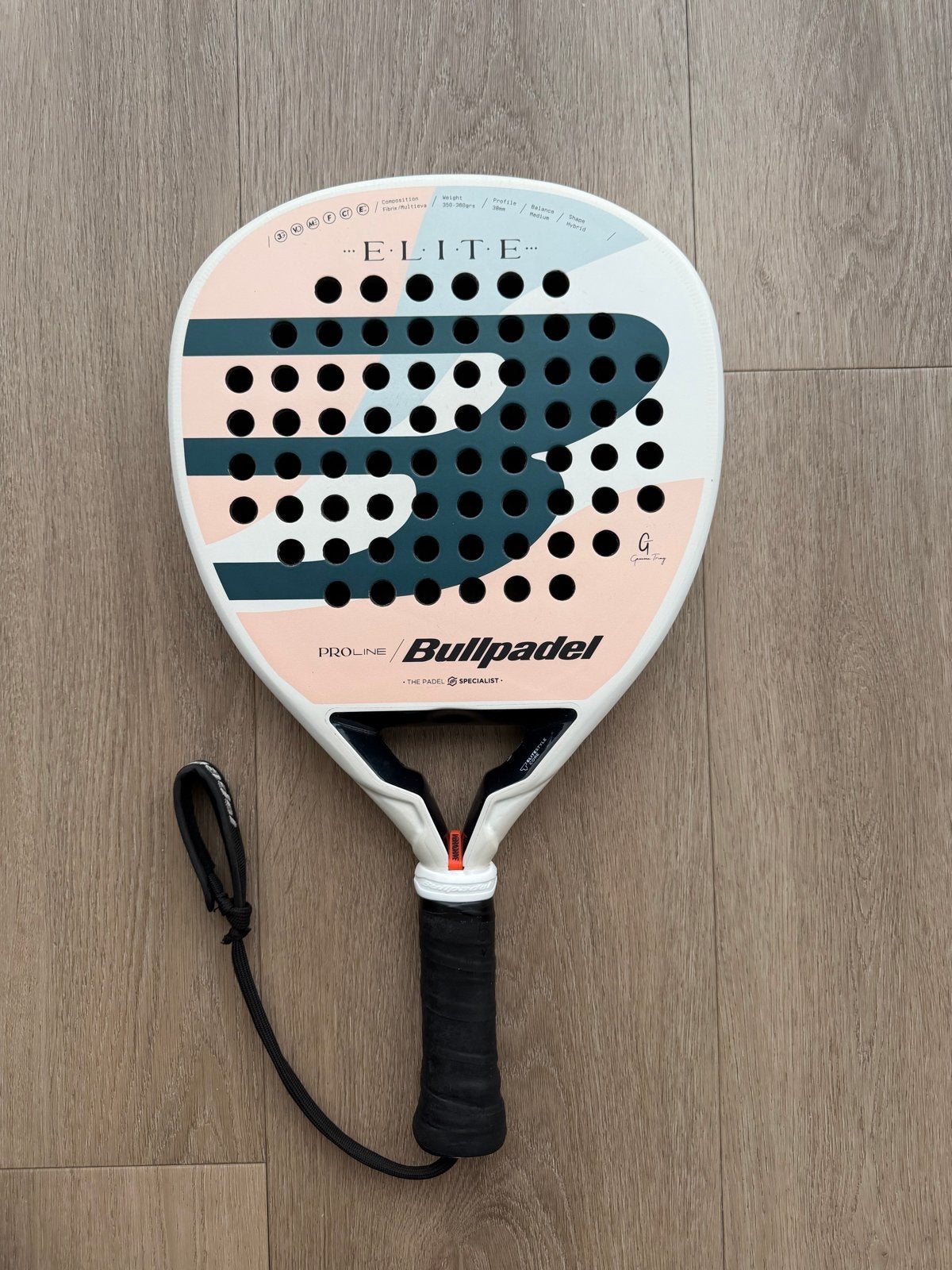 Bullpadel Elite Woman 2025 Padel Racket - Zo goed als nieuw, Ophalen of Verzenden, Zo goed als nieuw, Padelracket