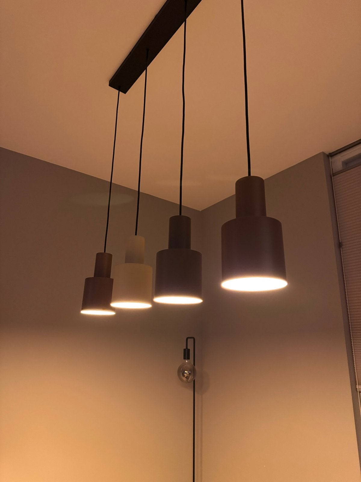 Hanglamp met 4 lampen, Ophalen of Verzenden, Zo goed als nieuw, Metaal, 75 cm of meer