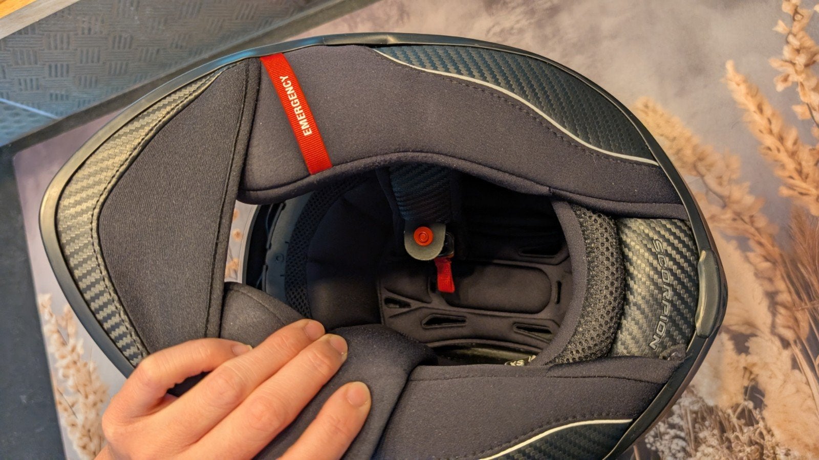 Foto 10 van Scorpion Exo-1400 Air Fortuna motorhelm - Zo goed als nieuw