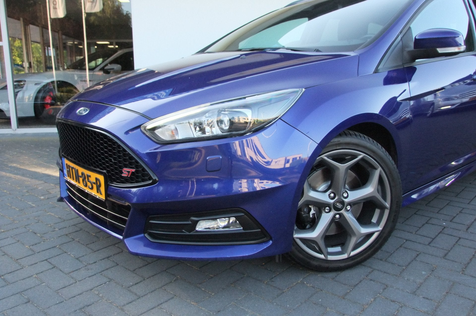 Ford FOCUS Wagon 2.0 ST-2 / RECARDO/ All-season/ Xenon/ 250P, Auto's, 15 km/l, Gebruikt, Euro 6, 4 cilinders