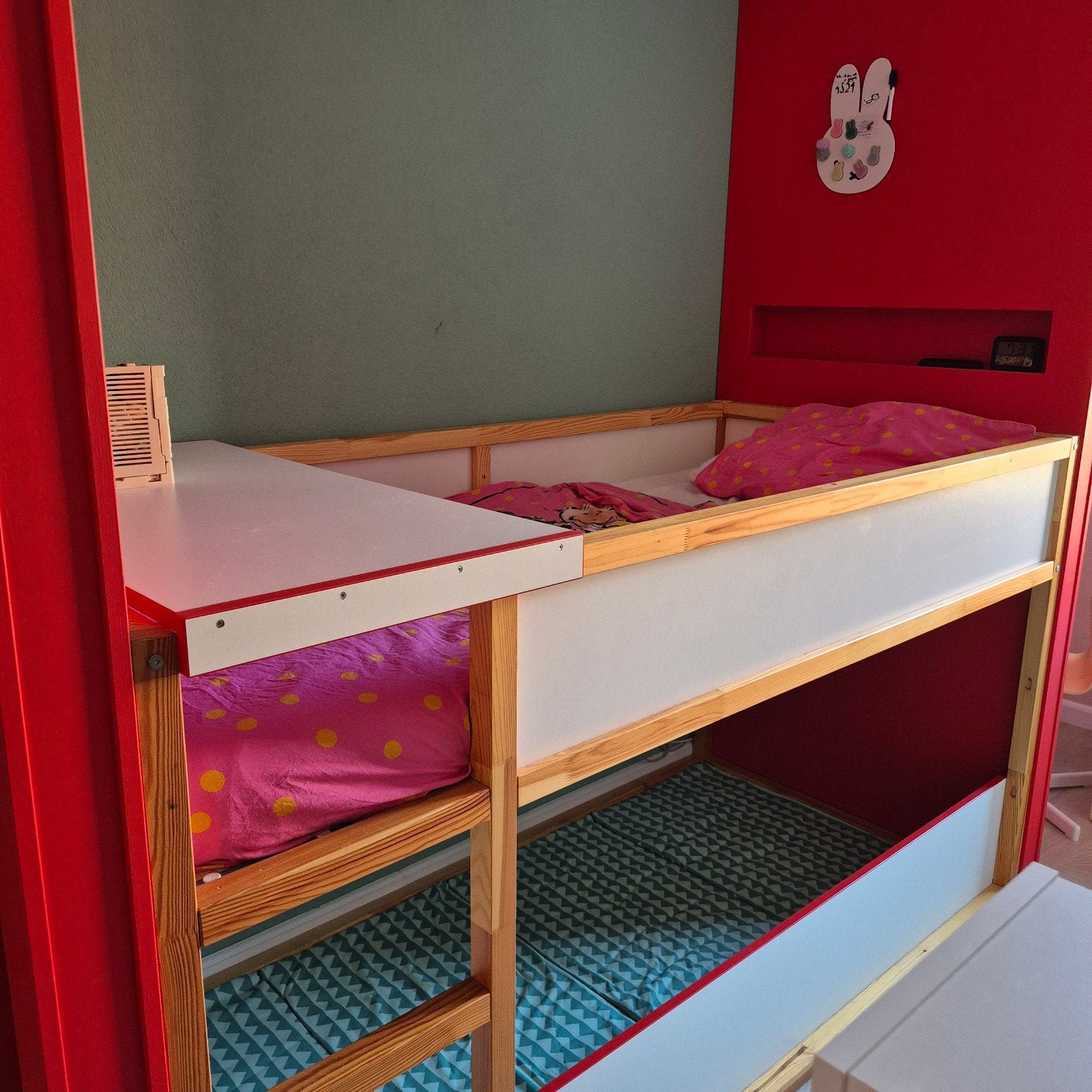 Ikea Kura omkeerbaar halfhoogslaper, Kinderen en Baby's, Kinderkamer | Stapelbedden en Hoogslapers, Zo goed als nieuw, Halfhoogslaper