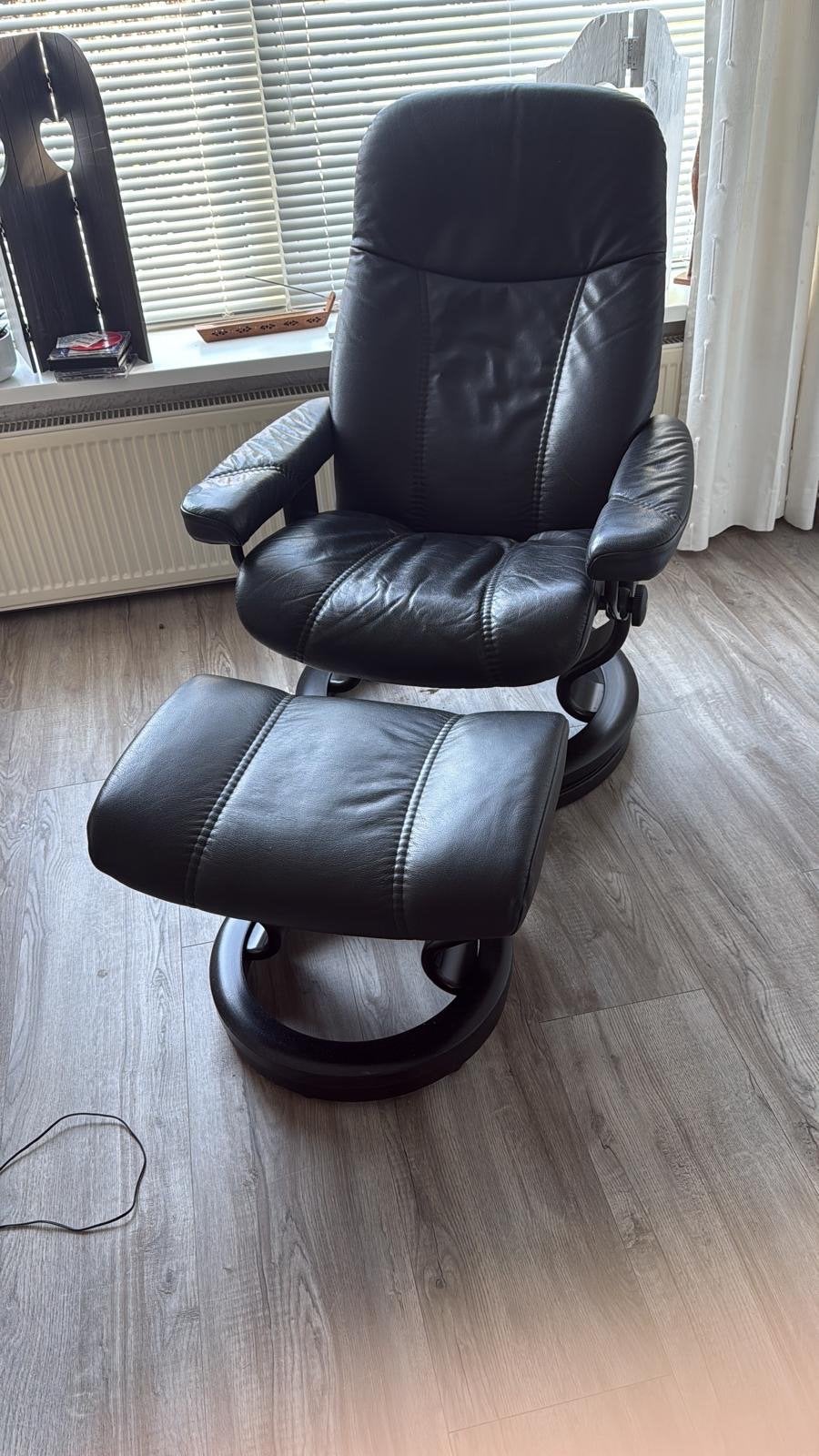 Leren relaxfauteuil met voetenbank - Zwart, Huis en Inrichting, Ophalen, Gebruikt, Leer, 75 tot 100 cm