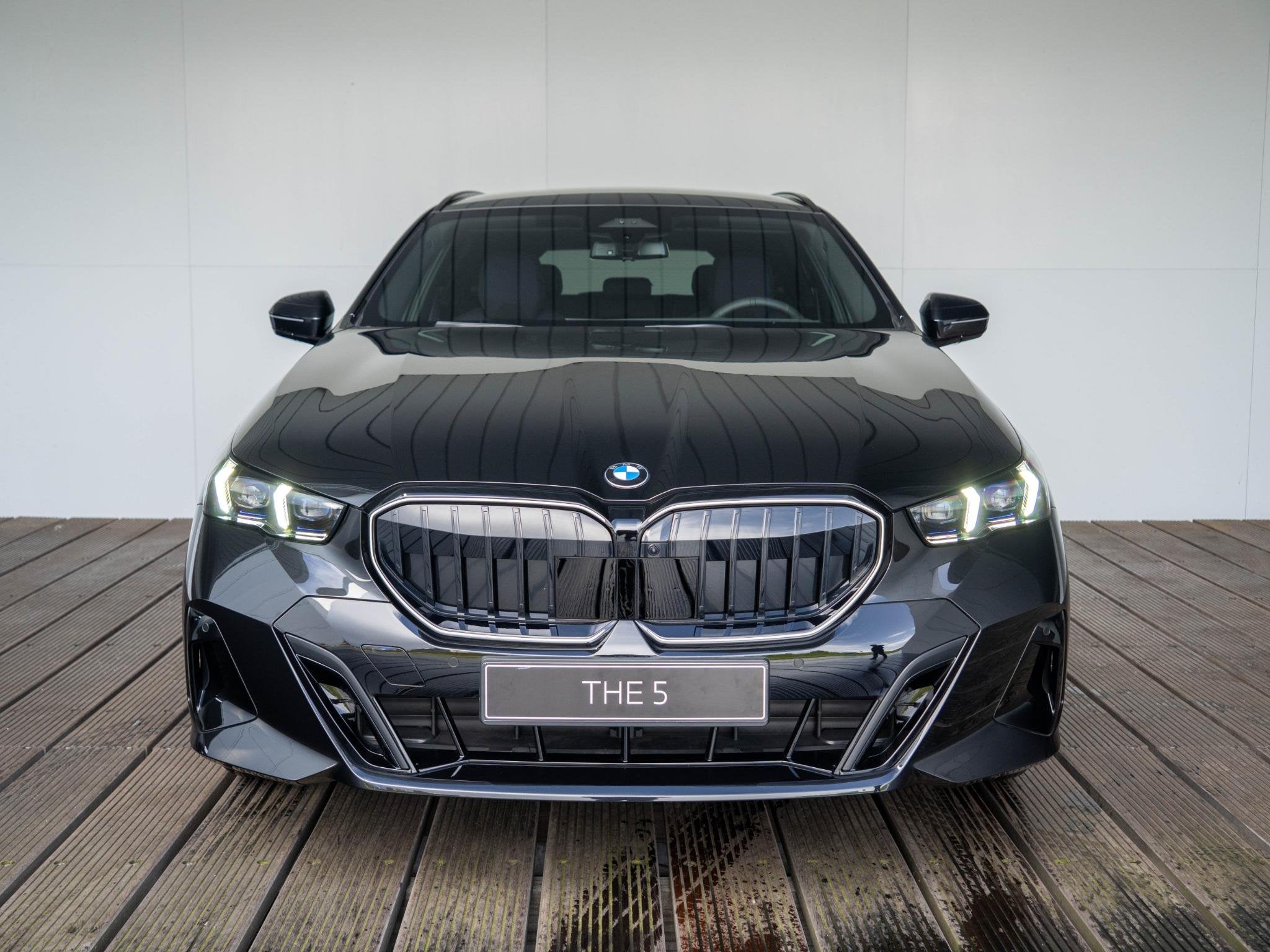 BMW 5 Serie Touring 520i | M Sportpakket Pro | Equipment Pac, Auto's, Automaat, 1998 cc, 4 cilinders, Zwart