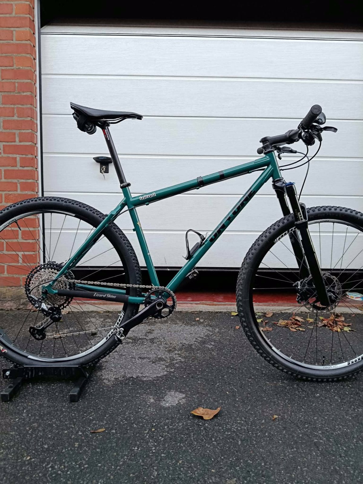 On one inbred ( België), 57 cm of meer, Ophalen, Zo goed als nieuw, Overige merken