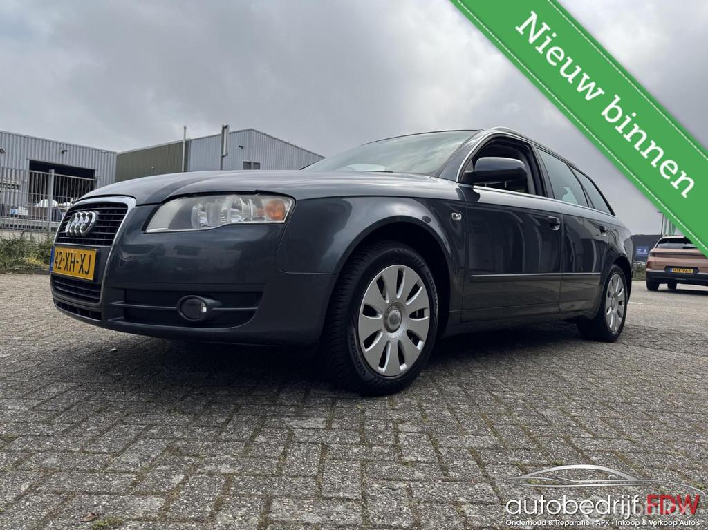Audi A4 Avant 2.0/LEER/AIRCO/PDC/NAVI/LM VELGEN/CRUISE CONT., Auto's, Voorwielaandrijving, 730 kg, Gebruikt, 4 cilinders